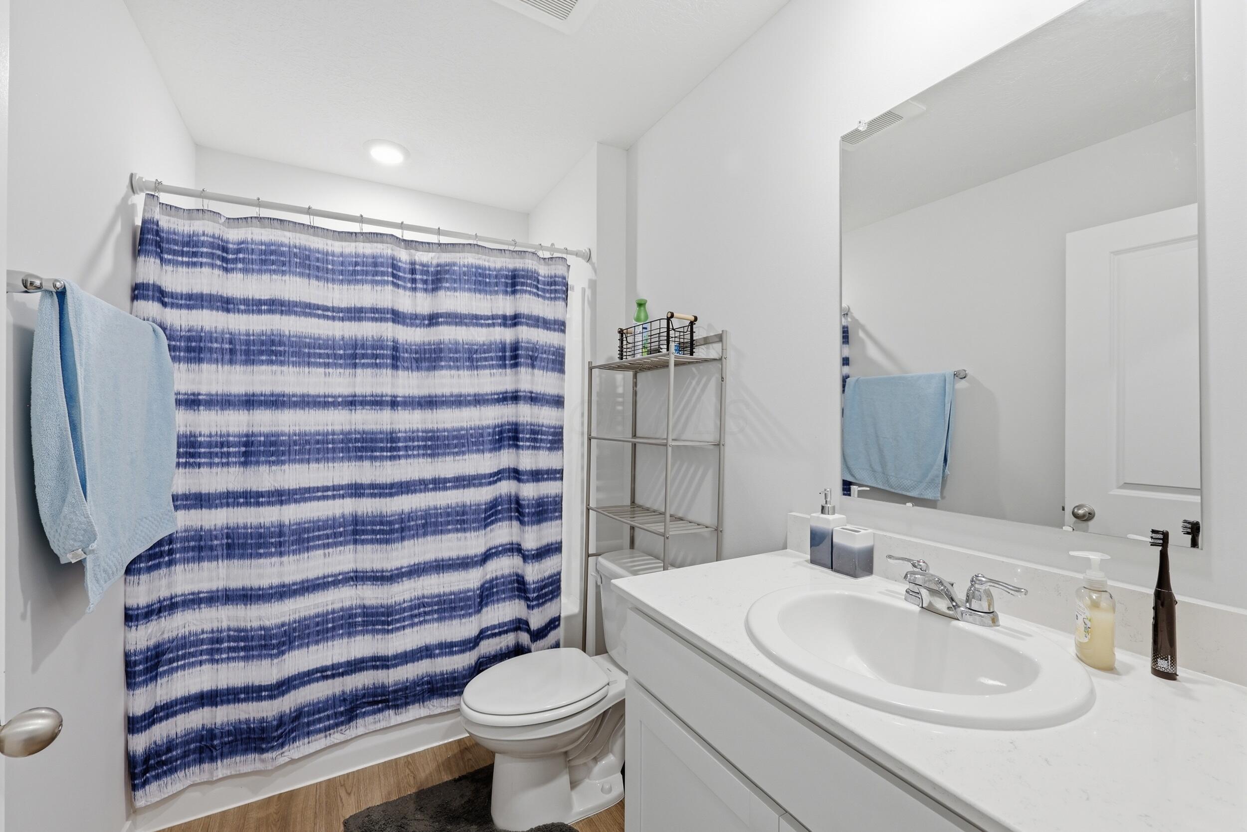 1017 Sherwood Loop Property Photo 18