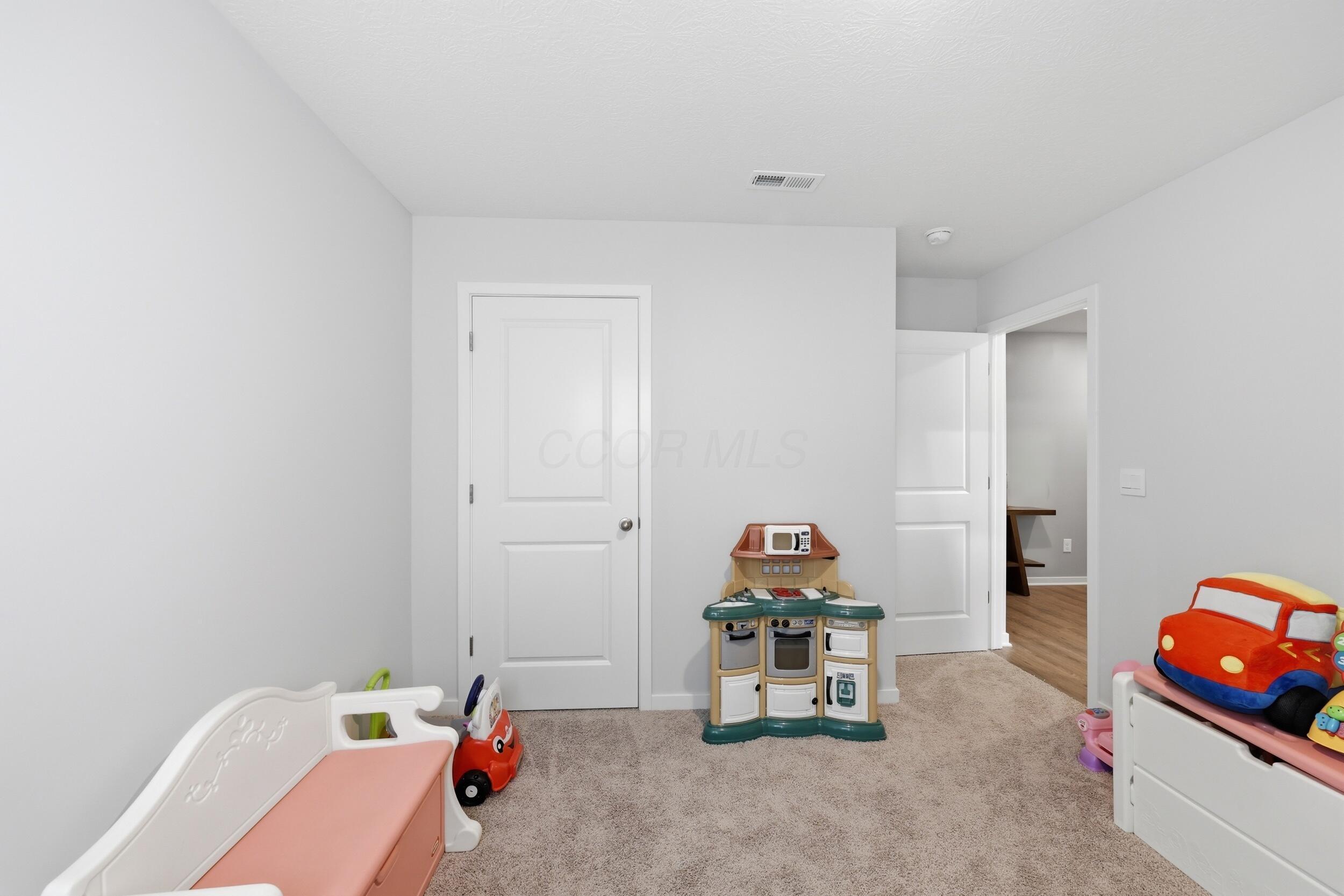 1017 Sherwood Loop Property Photo 21