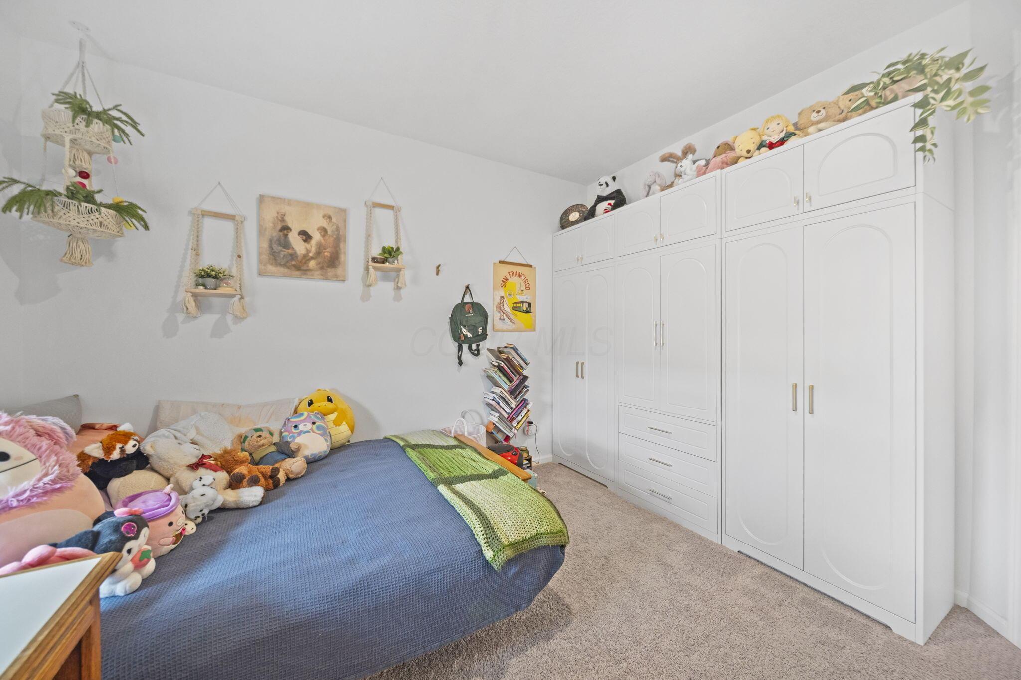 322 Juhl Court Property Photo 20