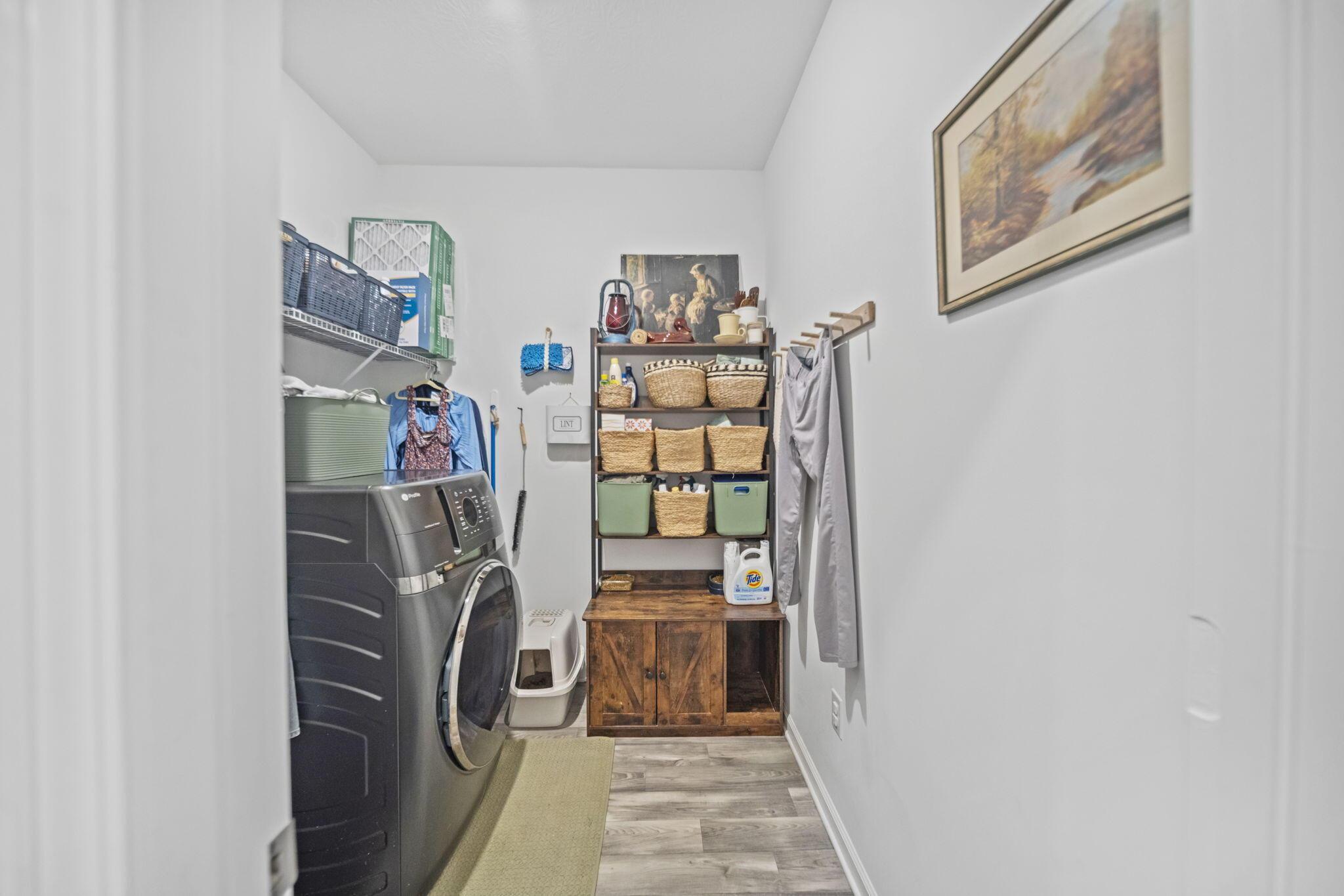 322 Juhl Court Property Photo 40