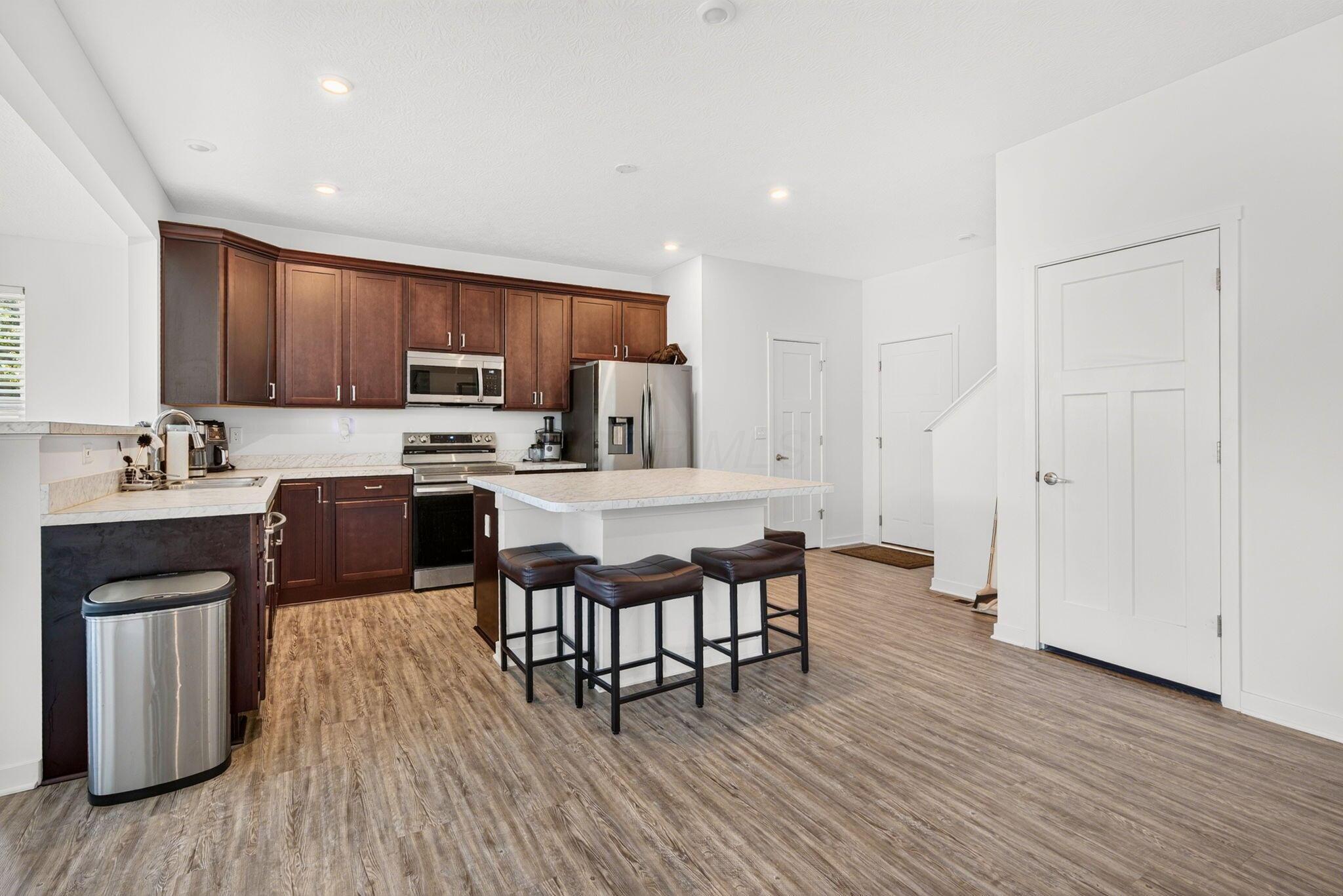 37 Thoreau Drive Property Photo 13