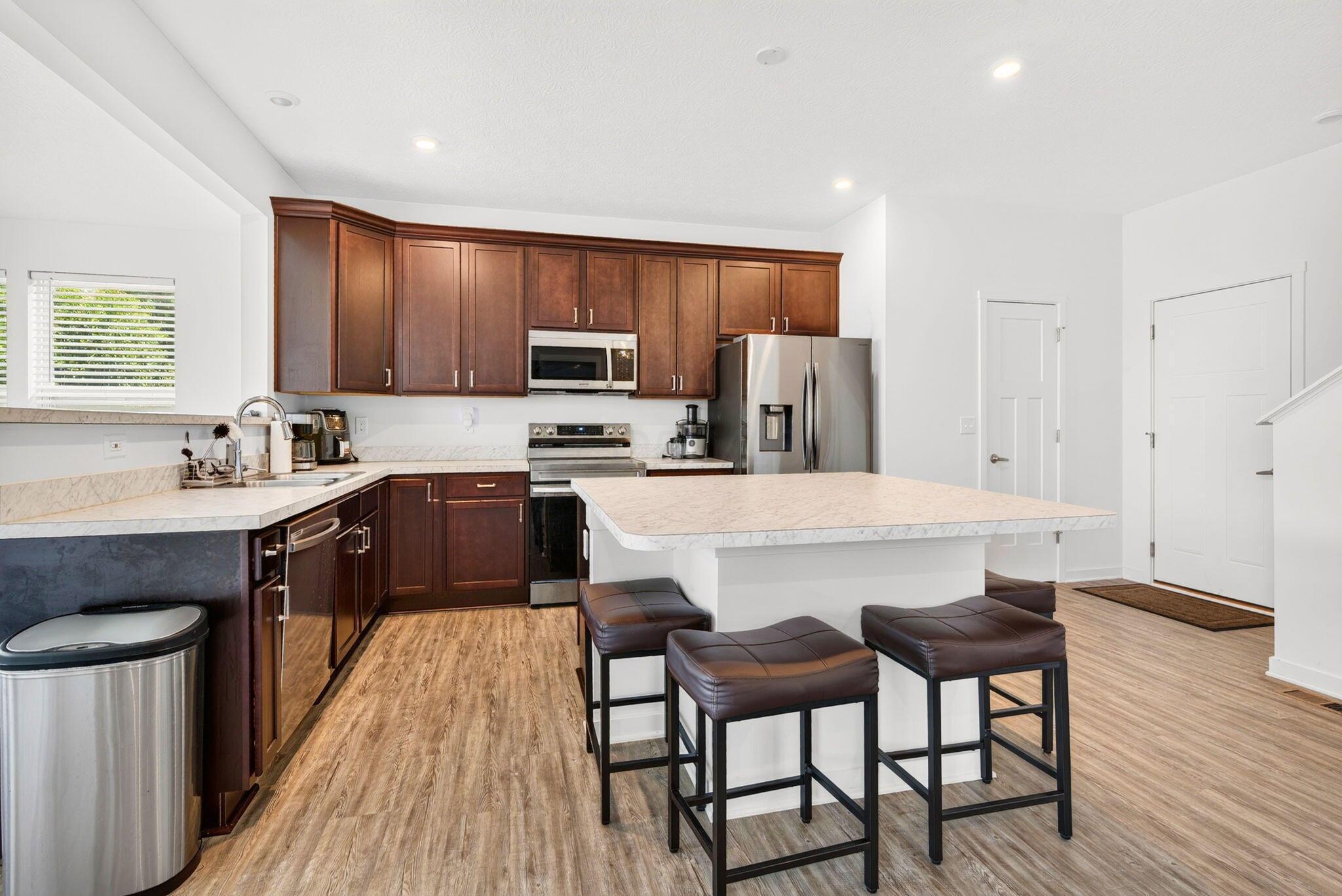 37 Thoreau Drive Property Photo 14