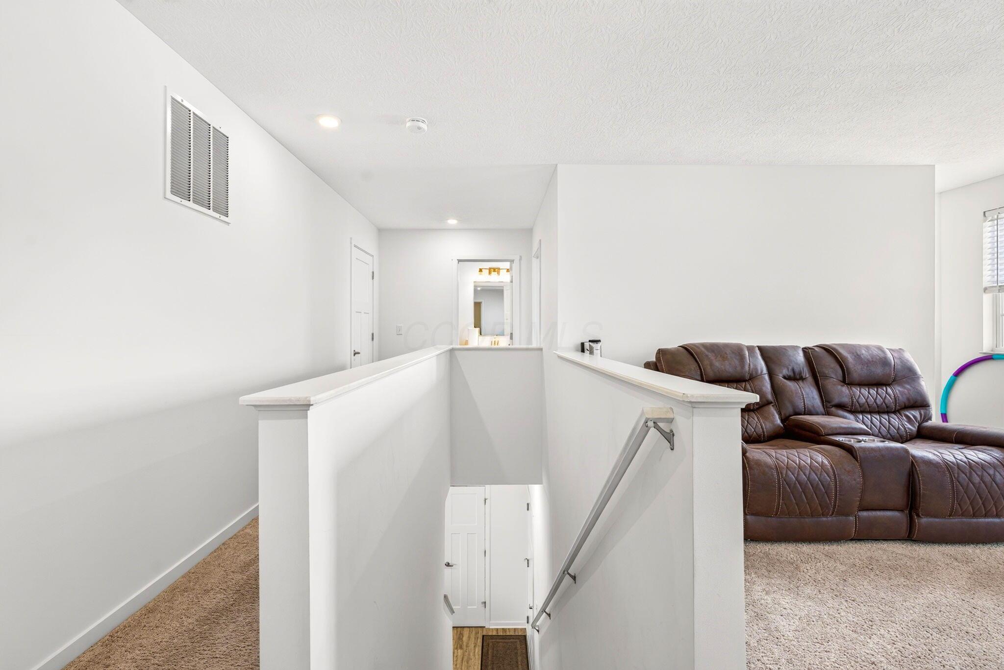 37 Thoreau Drive Property Photo 21