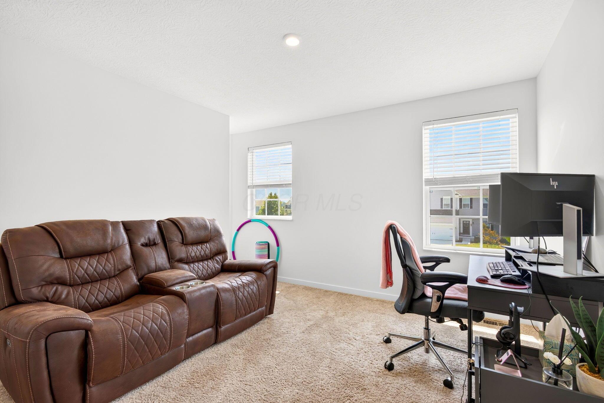 37 Thoreau Drive Property Photo 22