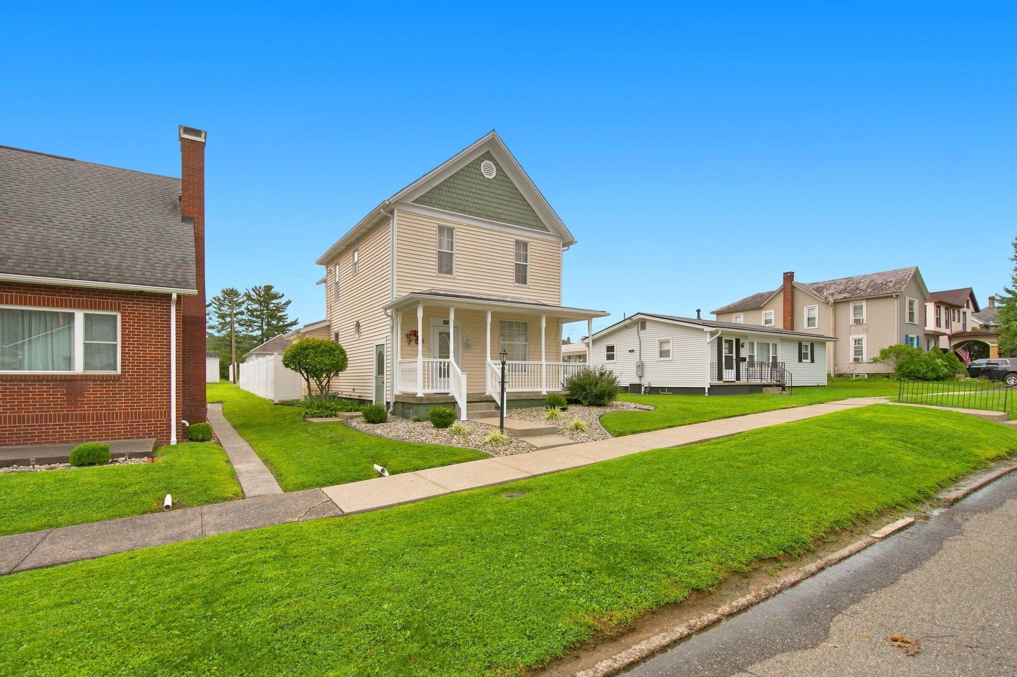 838 Walnut Street Property Photo 4