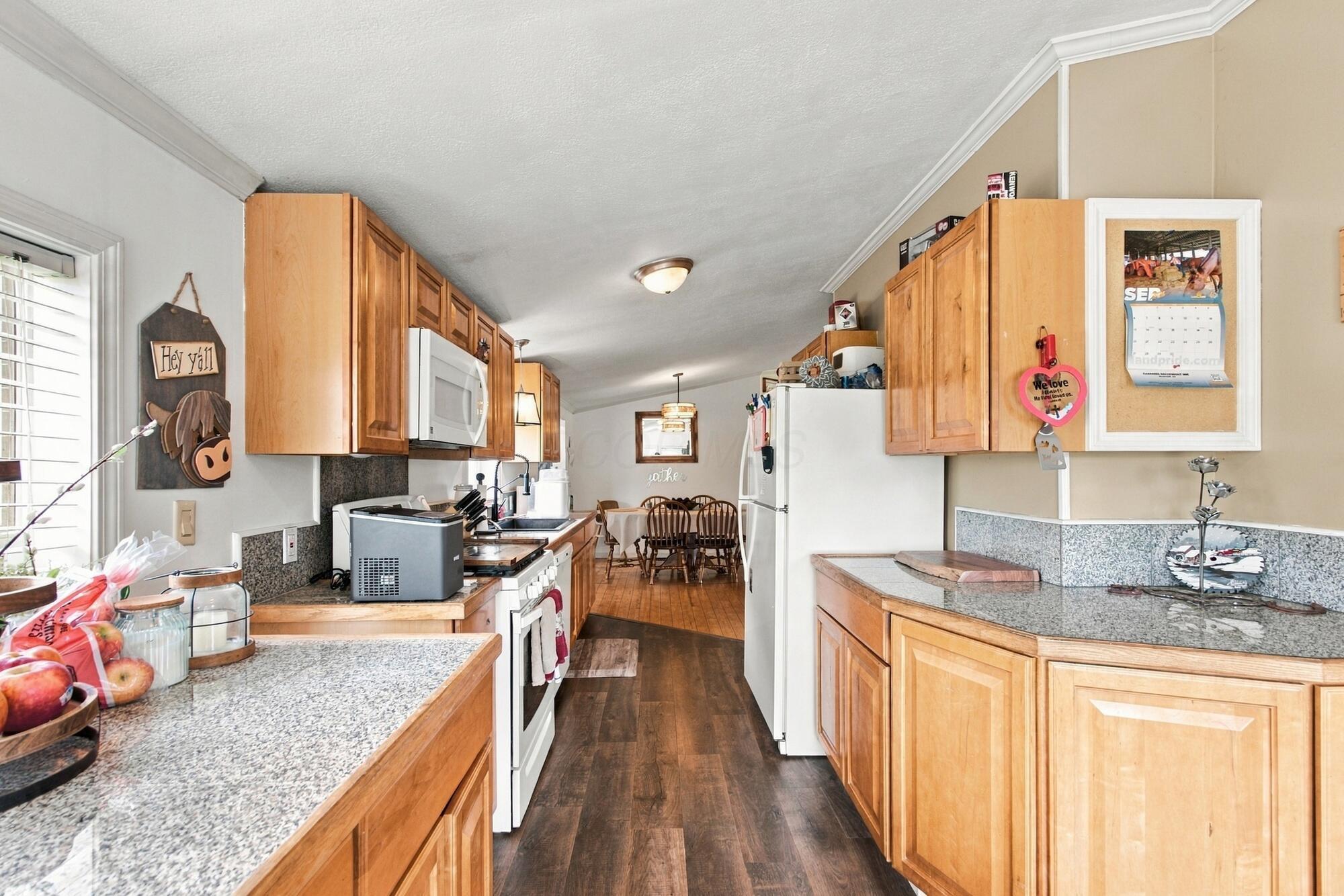 4700 County Road 25 Property Photo 12