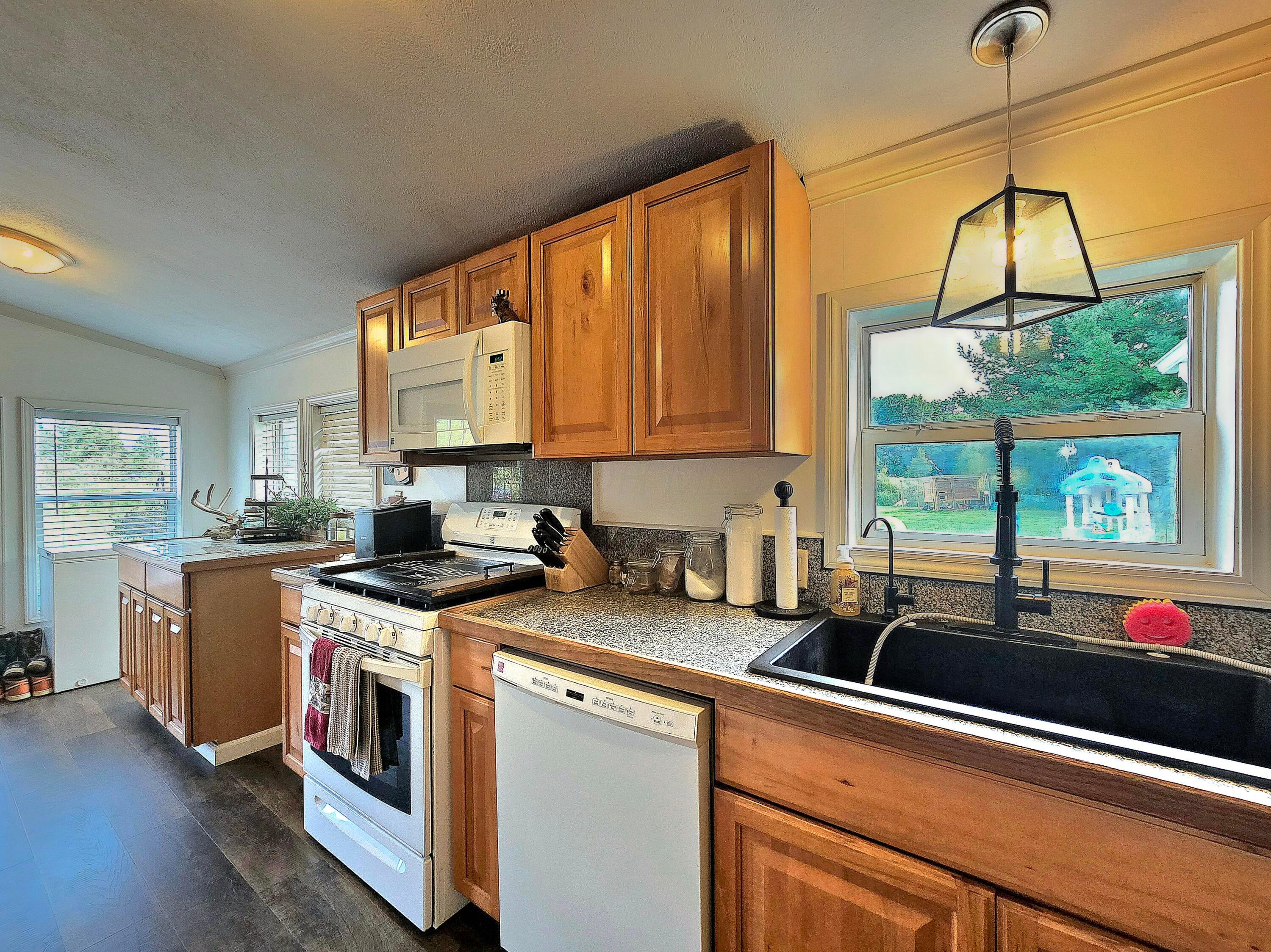 4700 County Road 25 Property Photo 16