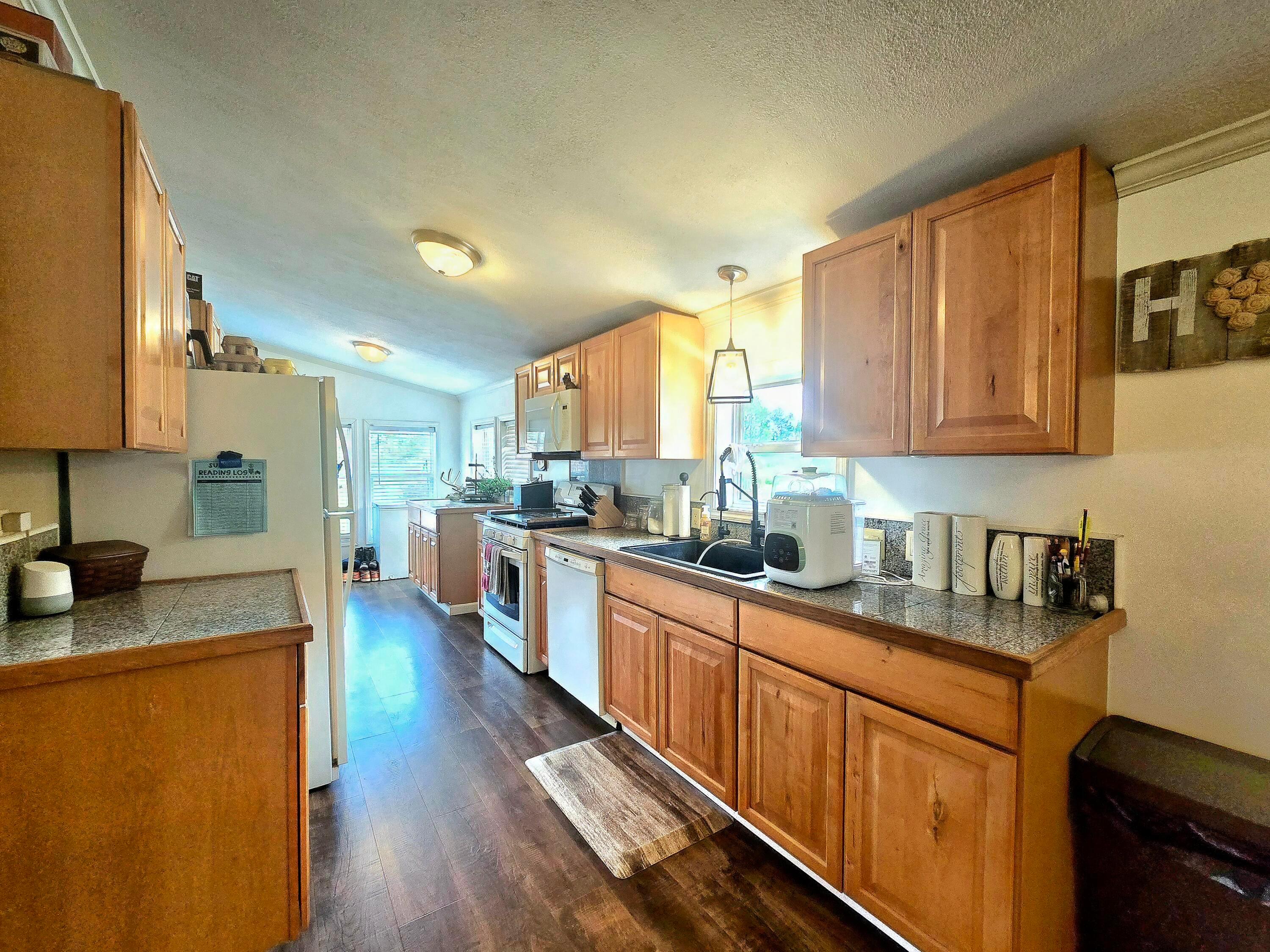 4700 County Road 25 Property Photo 18