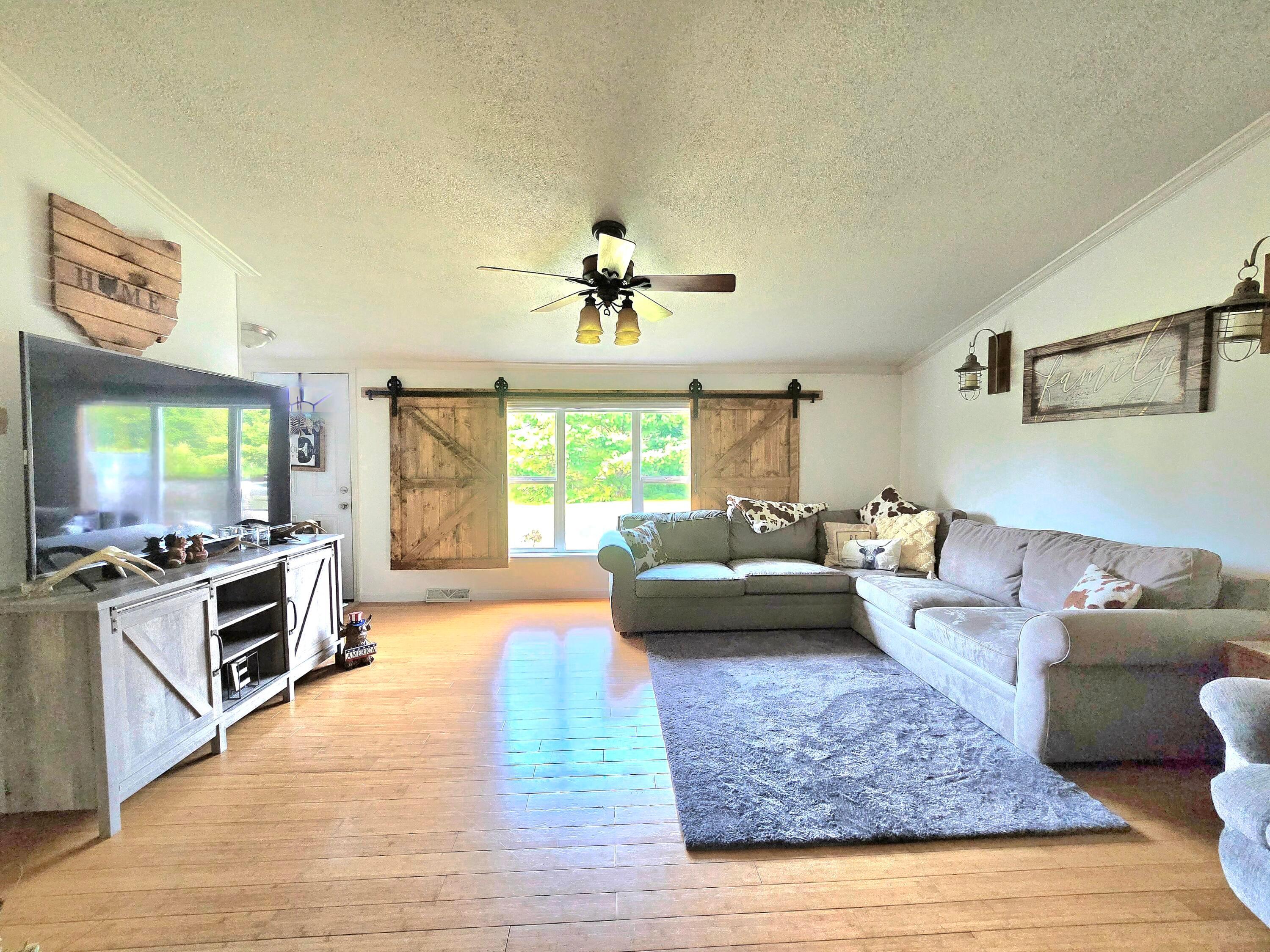 4700 County Road 25 Property Photo 23