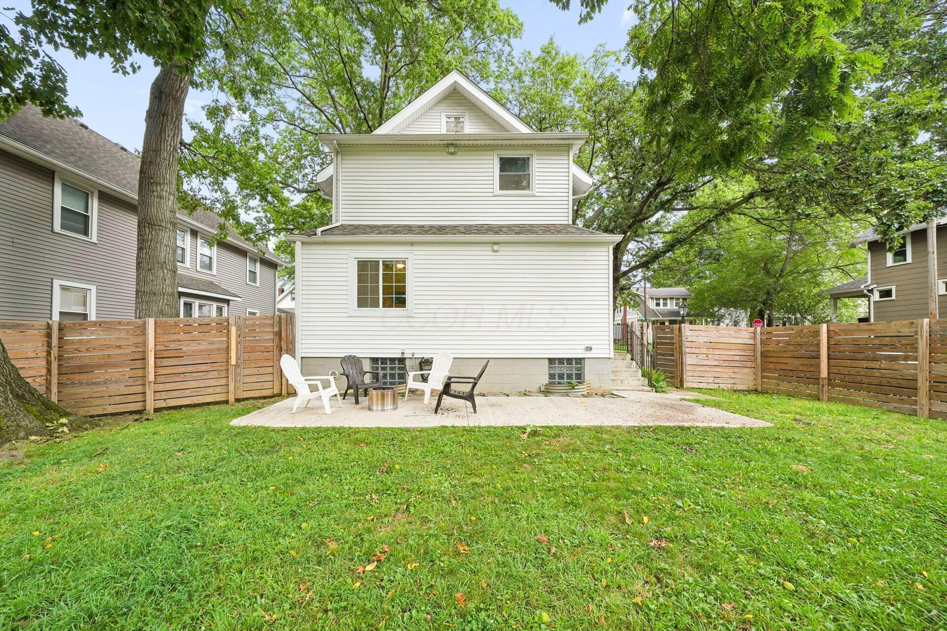 255 E Kelso Road Property Photo 2