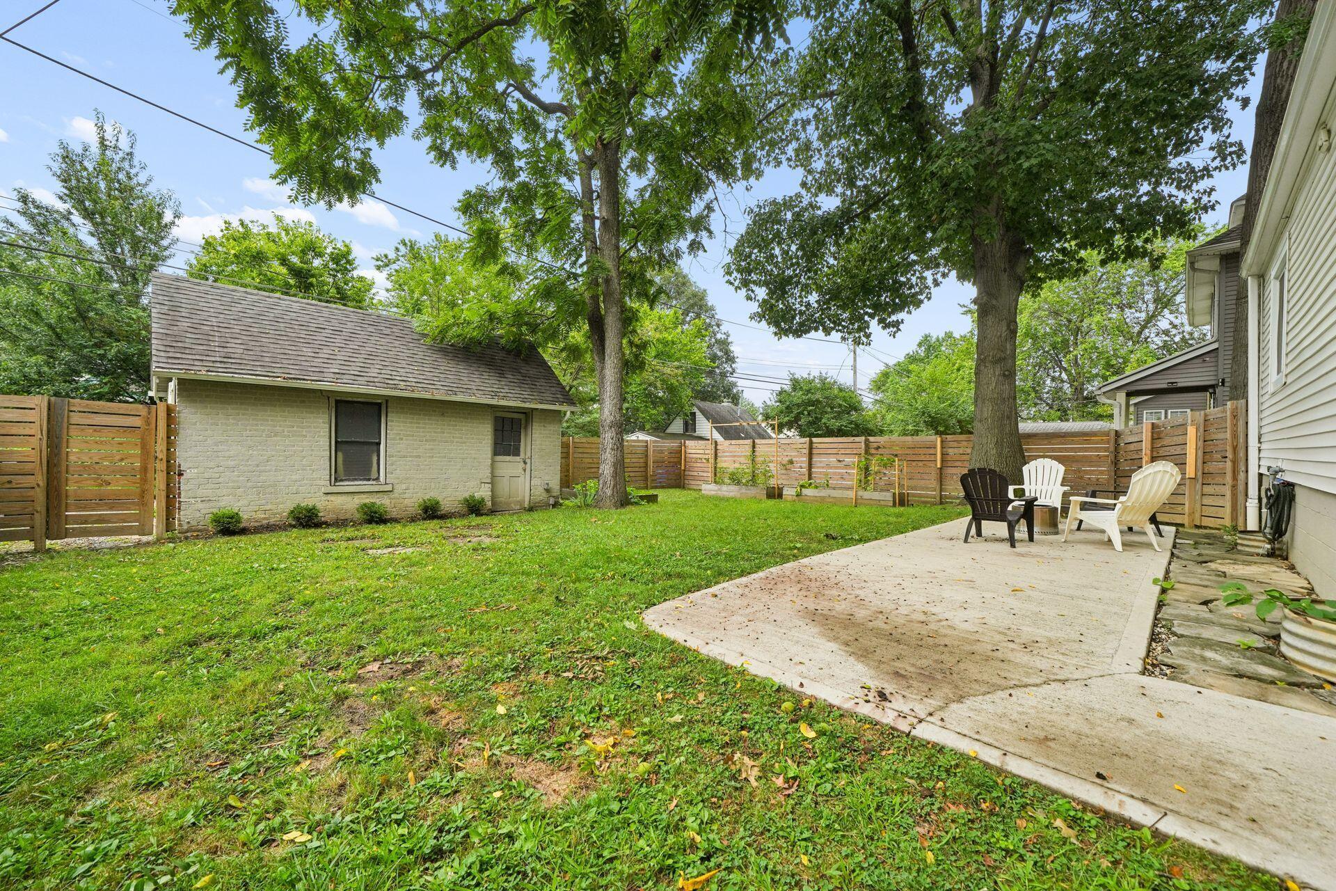 255 E Kelso Road Property Photo 4