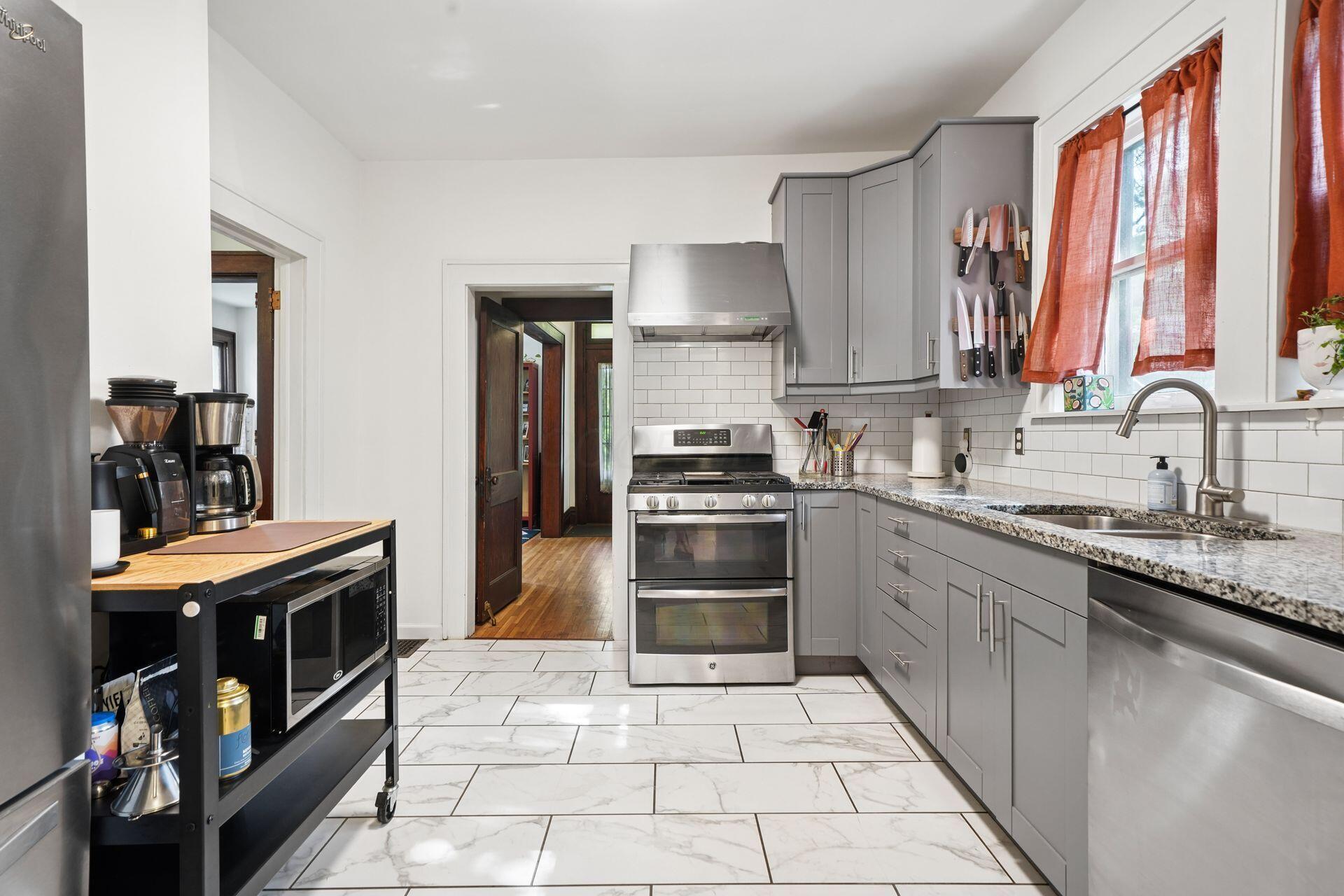 255 E Kelso Road Property Photo 16