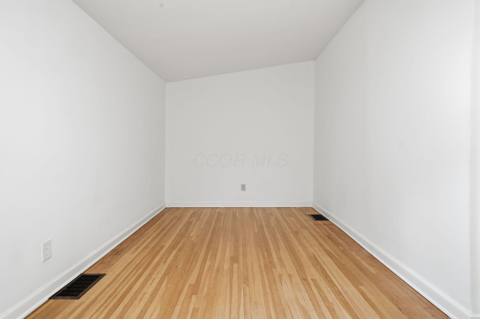 255 E Kelso Road Property Photo 40