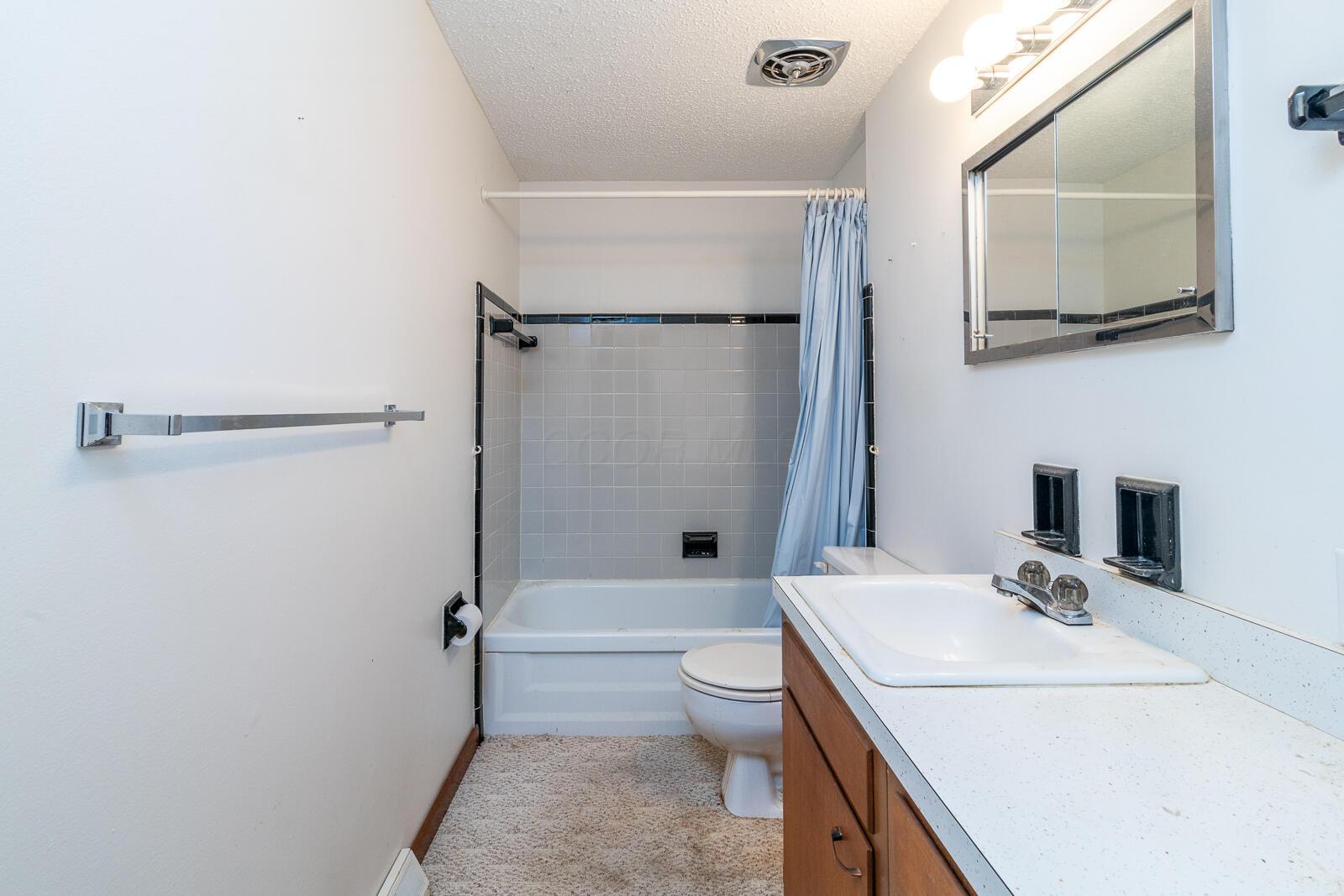 2683 Eugene Avenue Property Photo 21