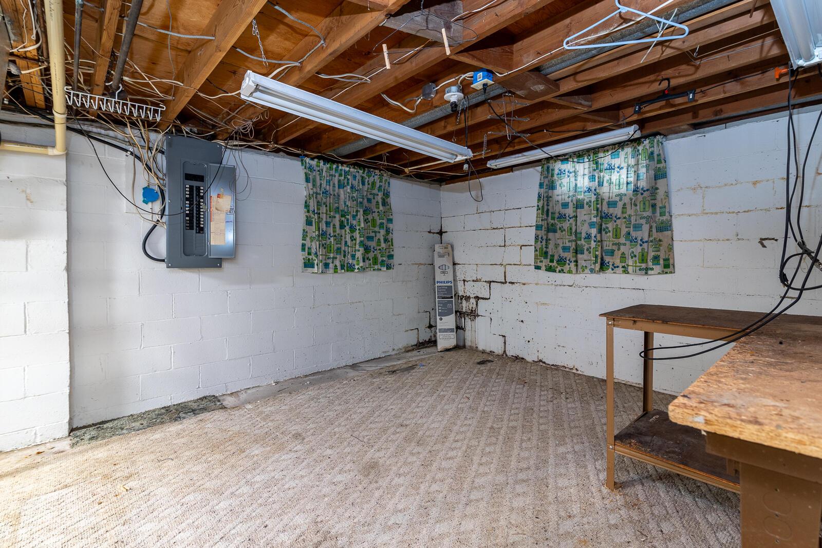 2683 Eugene Avenue Property Photo 31