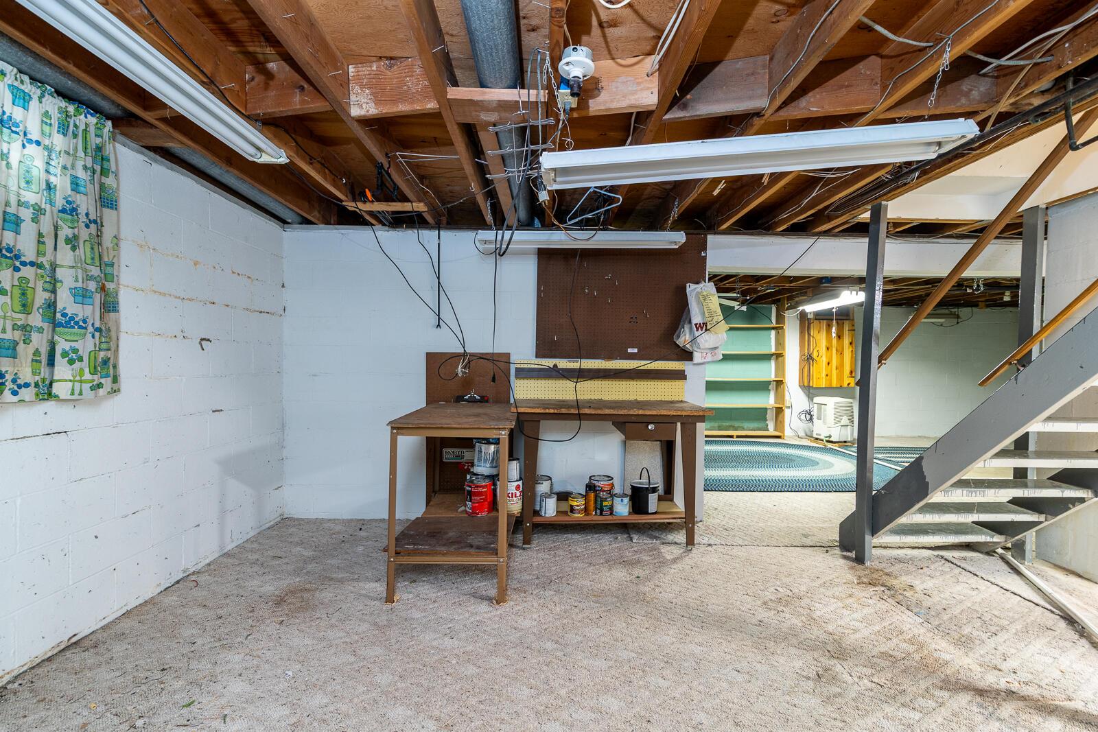 2683 Eugene Avenue Property Photo 32