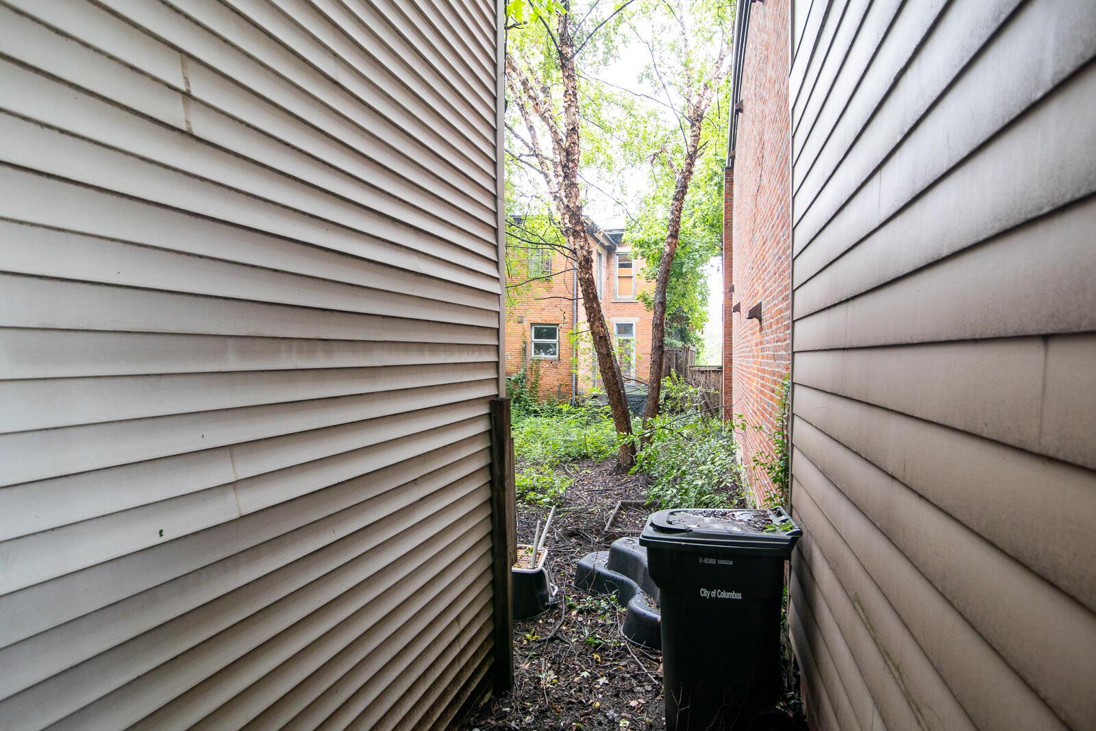 29-31 Smith Place Property Photo 7