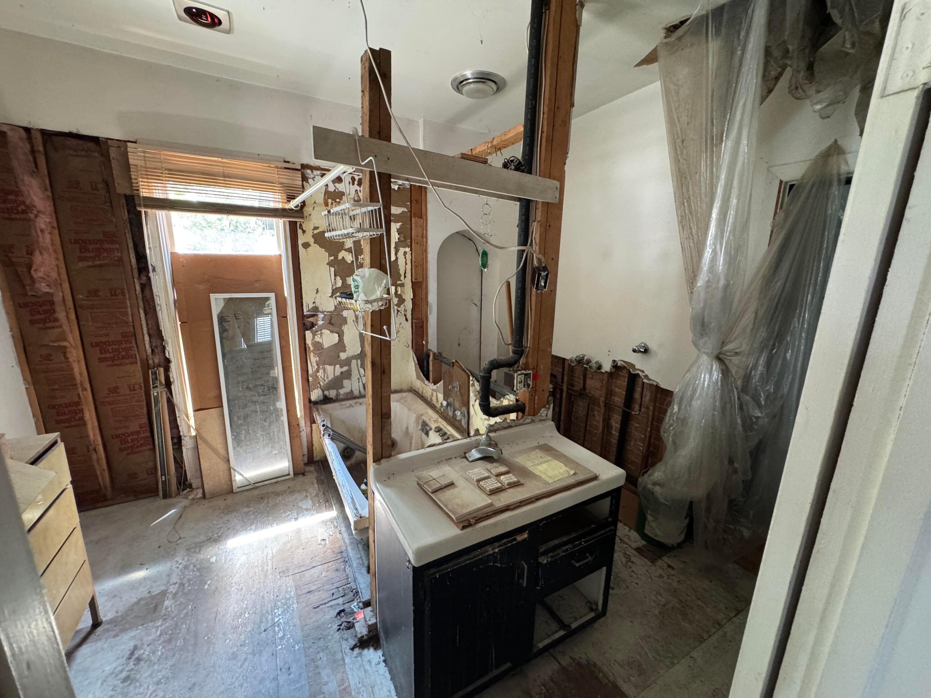 29-31 Smith Place Property Photo 71