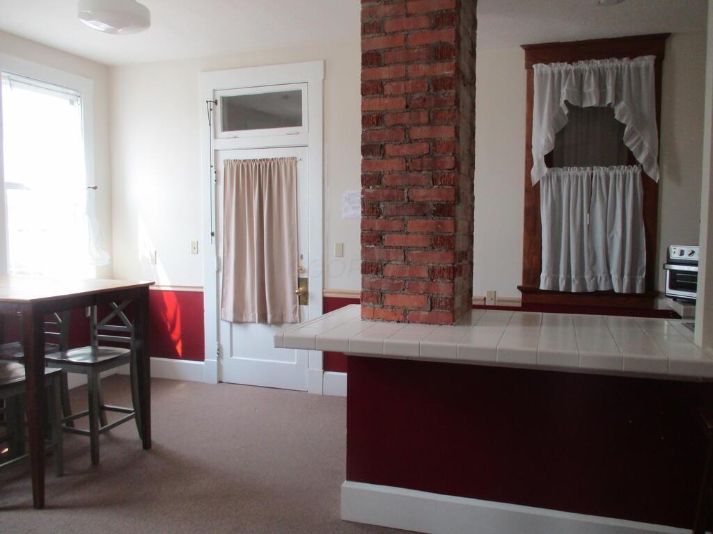 113 E High Street Property Photo 12