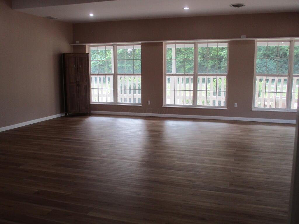 113 E High Street Property Photo 23
