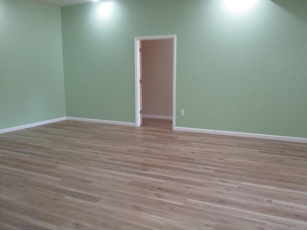 113 E High Street Property Photo 25