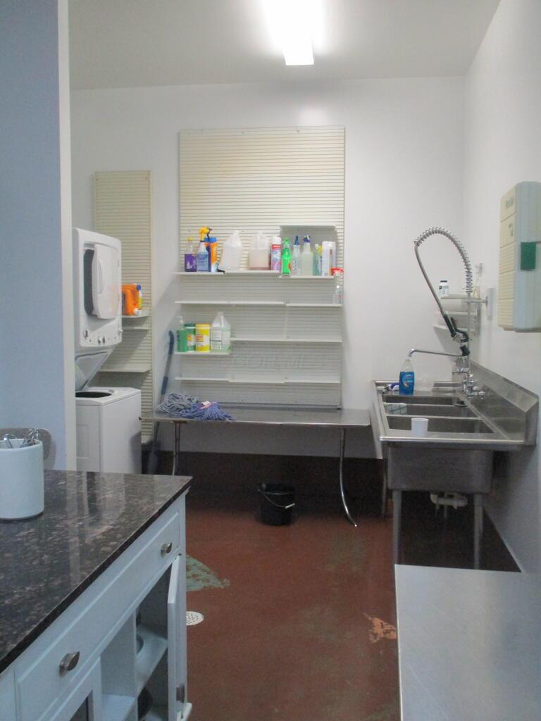 113 E High Street Property Photo 29