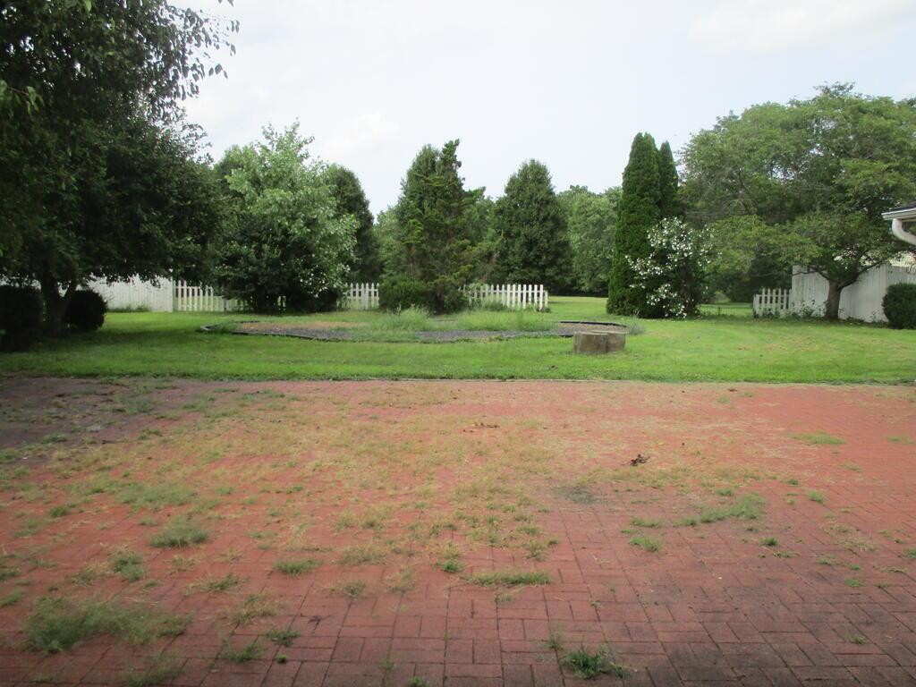 113 E High Street Property Photo 50