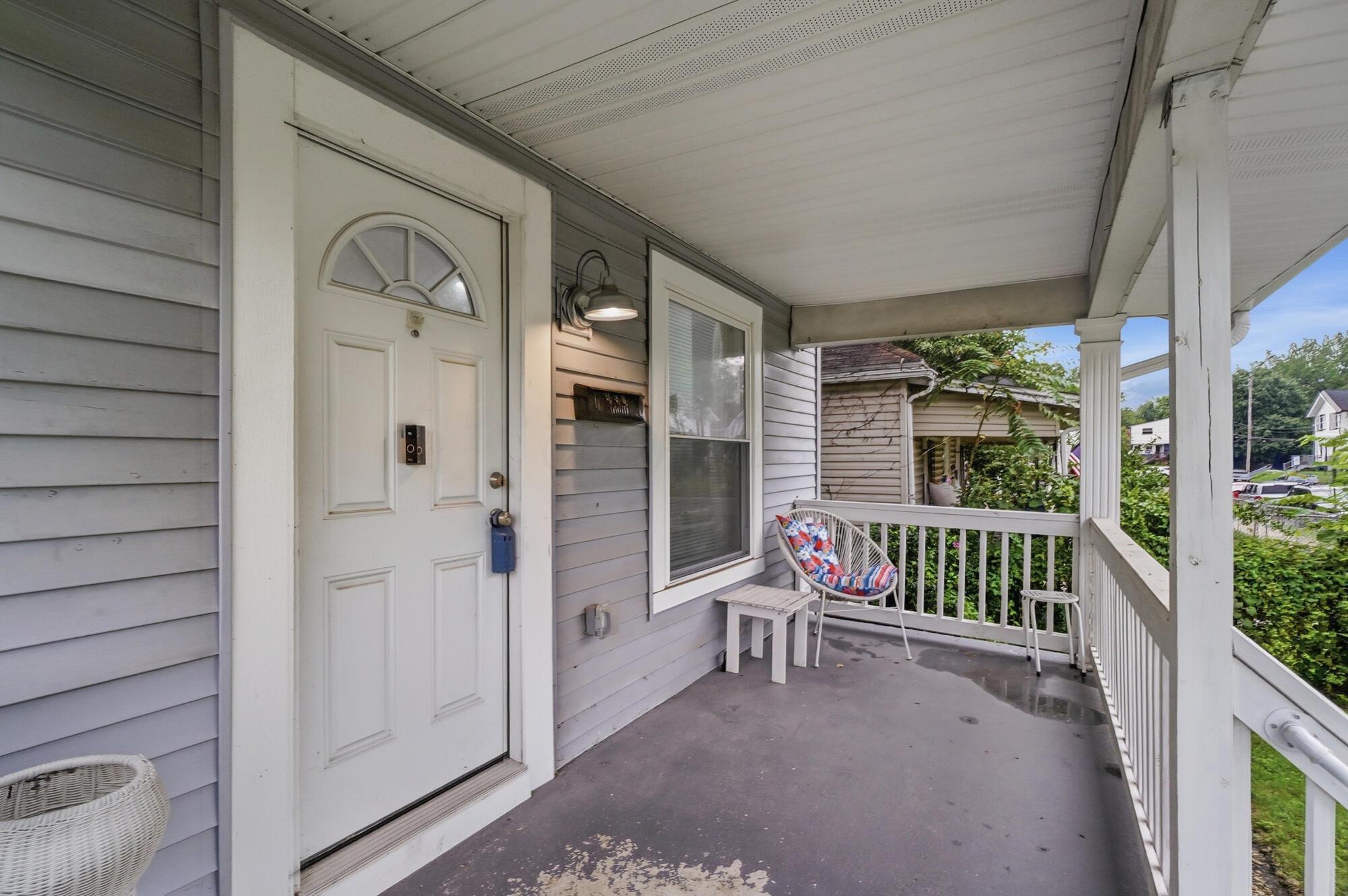 958 Miller Avenue Property Photo 4