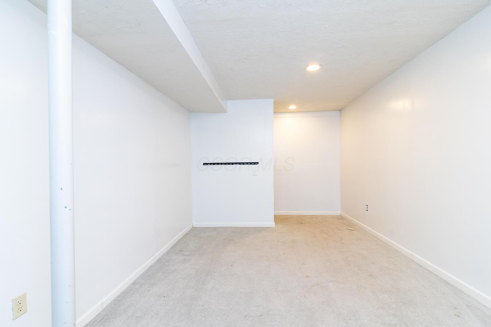 8588 Leader Drive Property Photo 25