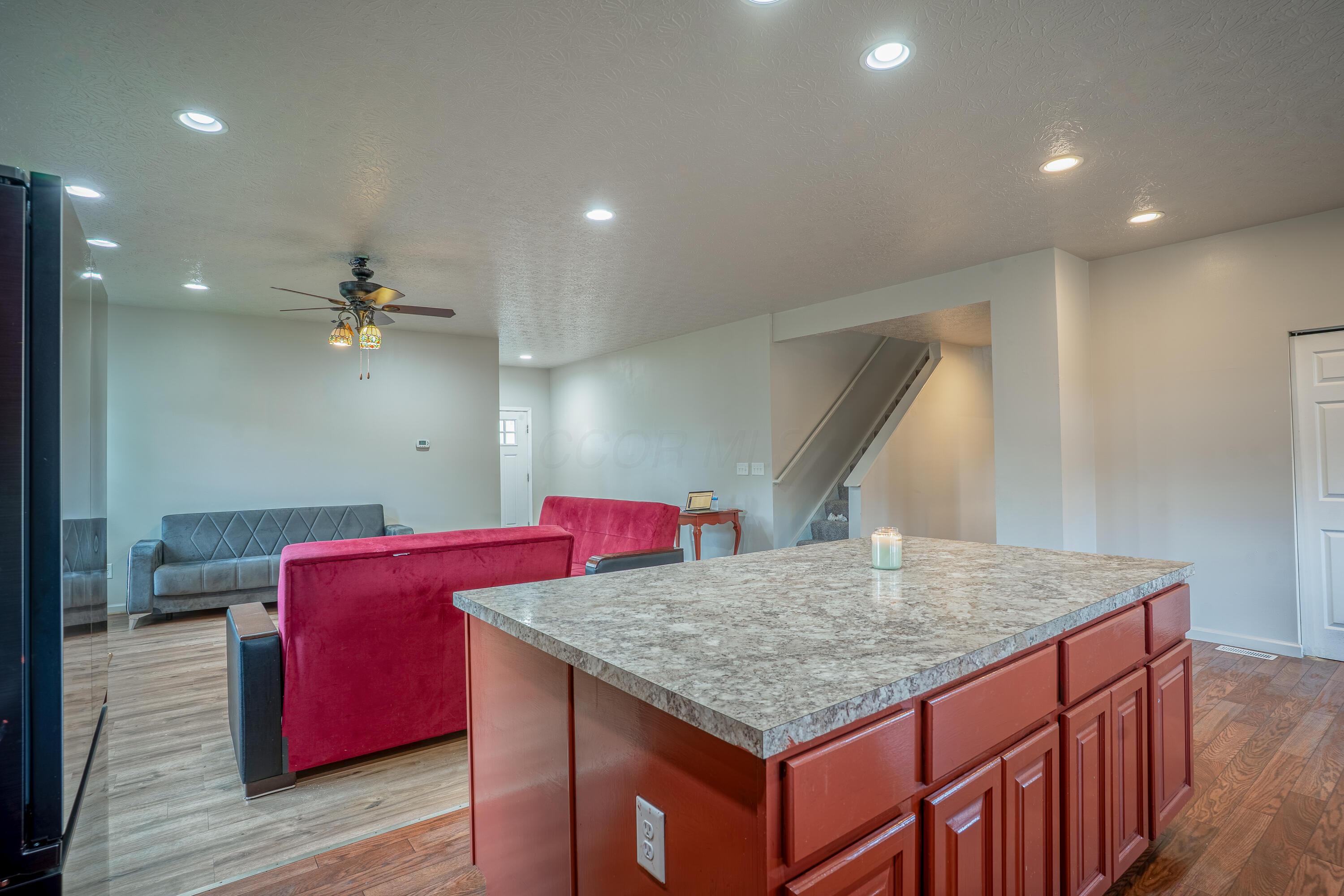 1461 Hoovler Way Property Photo 8