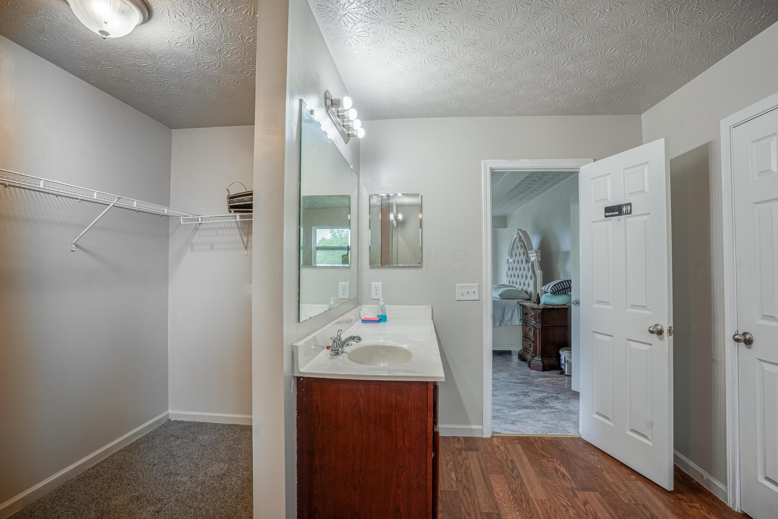 1461 Hoovler Way Property Photo 25