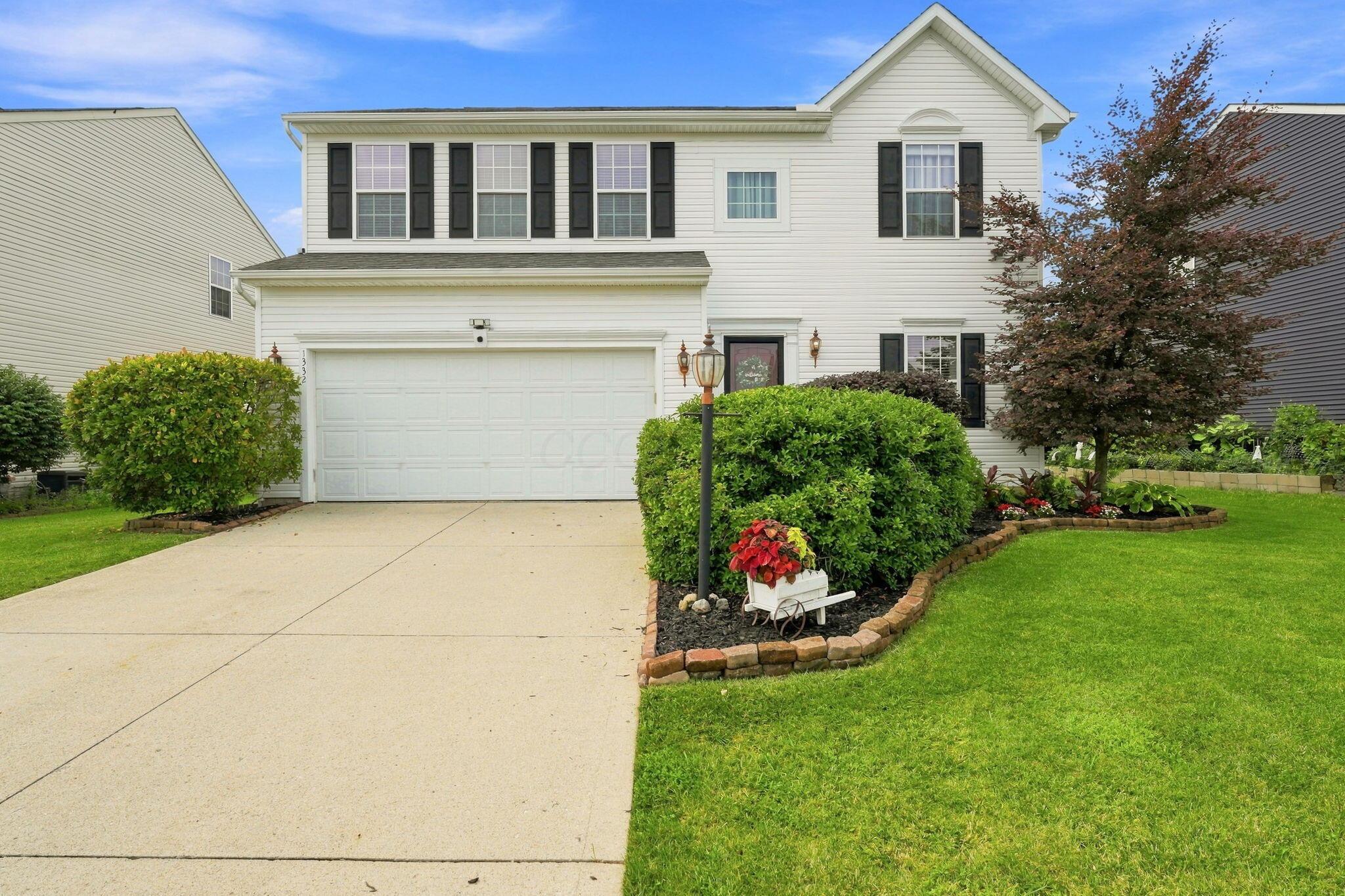 1332 Wagy Square Property Photo 1