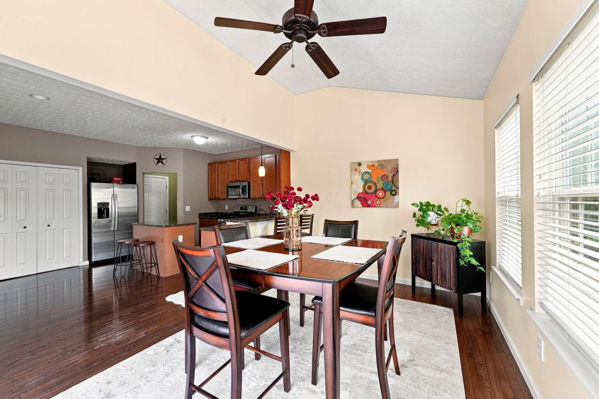 1332 Wagy Square Property Photo 12