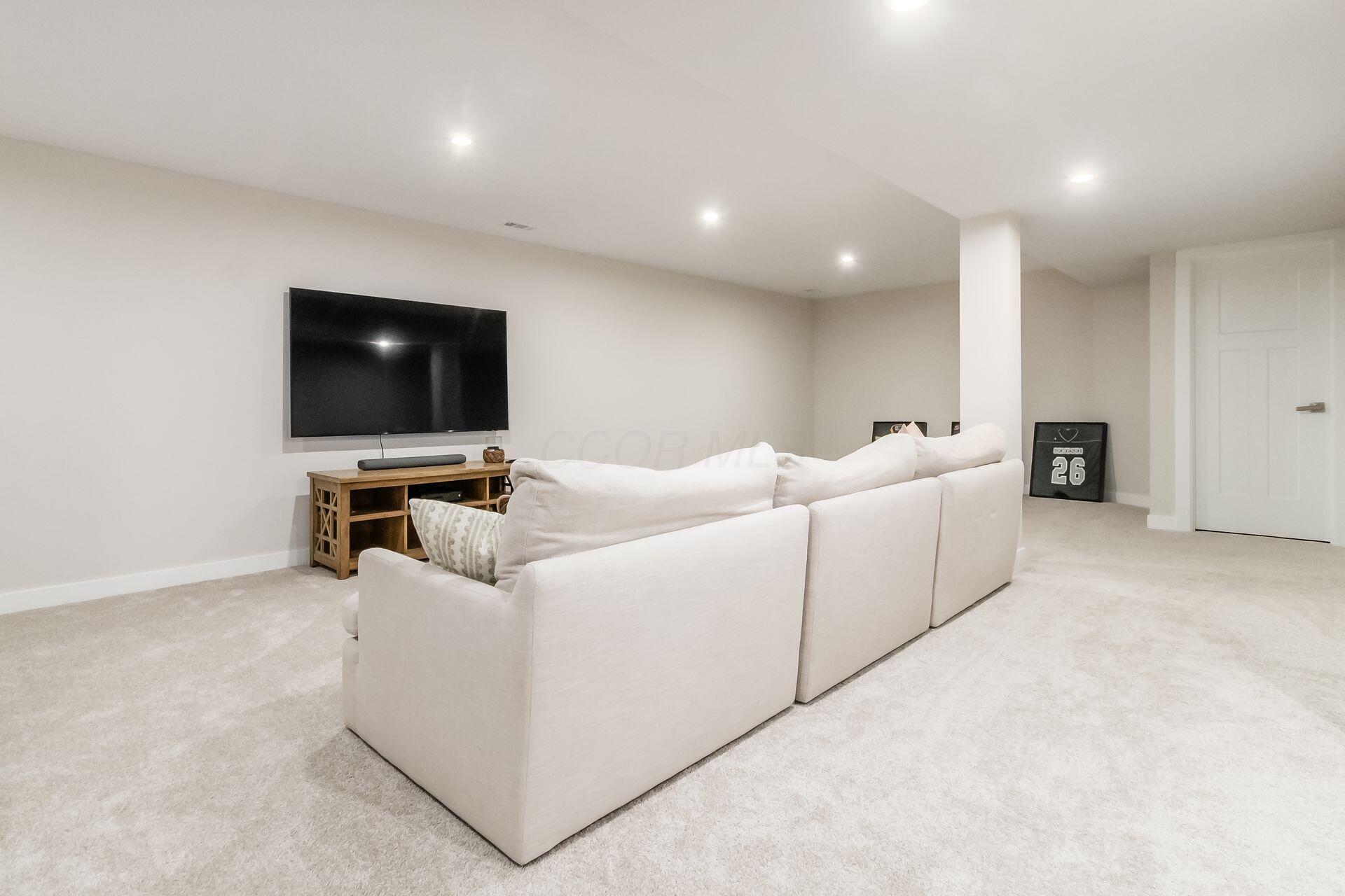 402 Pisa Loop Property Photo 31