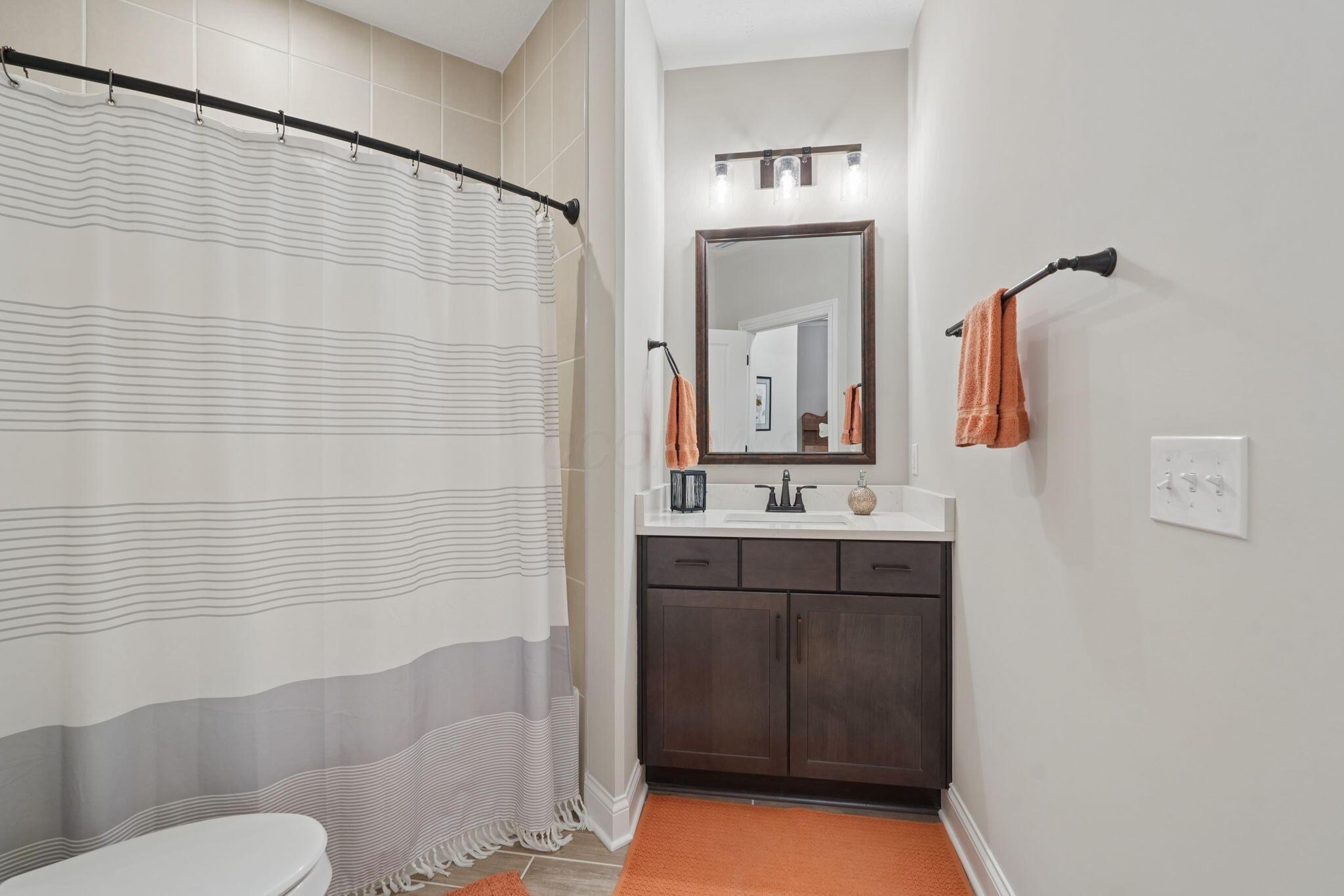 10228 Hyland Run Property Photo 21