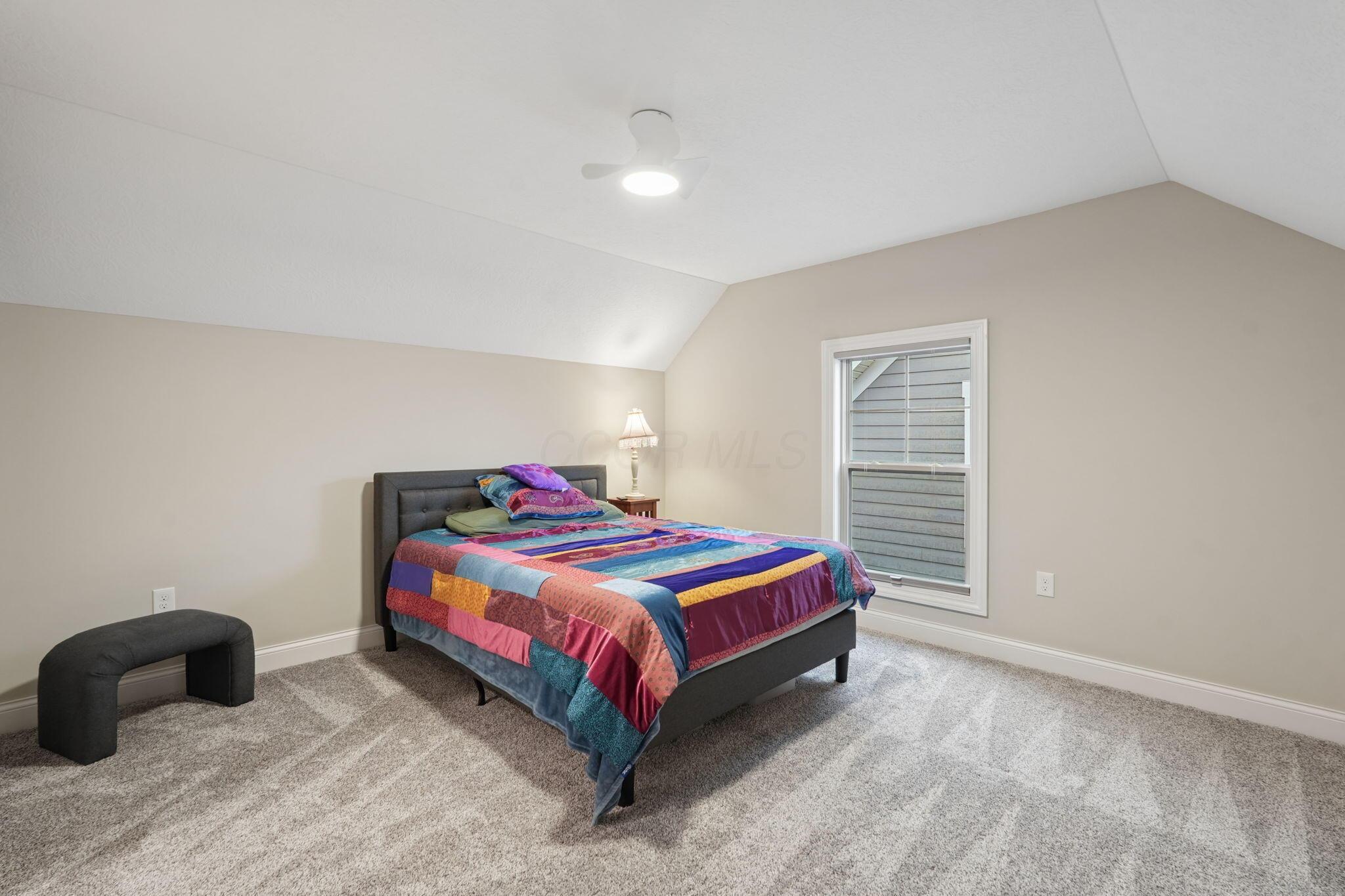 10228 Hyland Run Property Photo 28