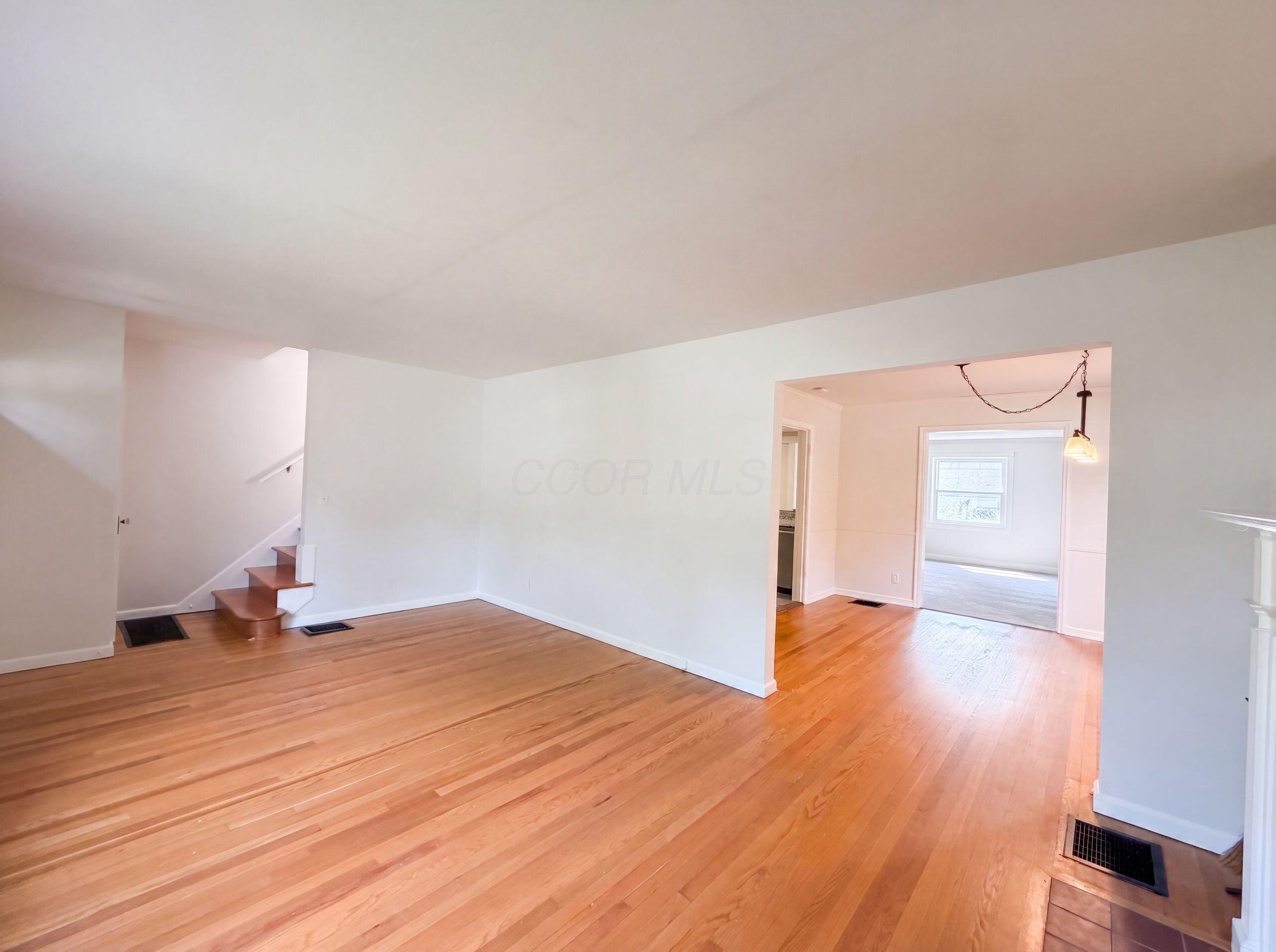 751 Grandon Avenue Property Photo 6