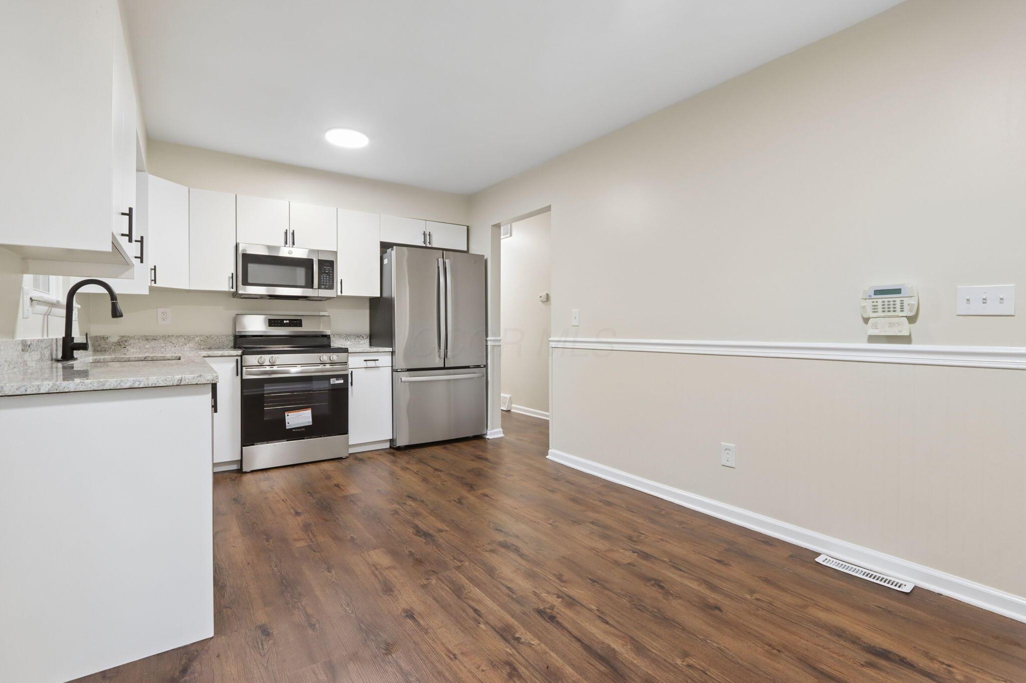 5385 Sherry Court Property Photo 10