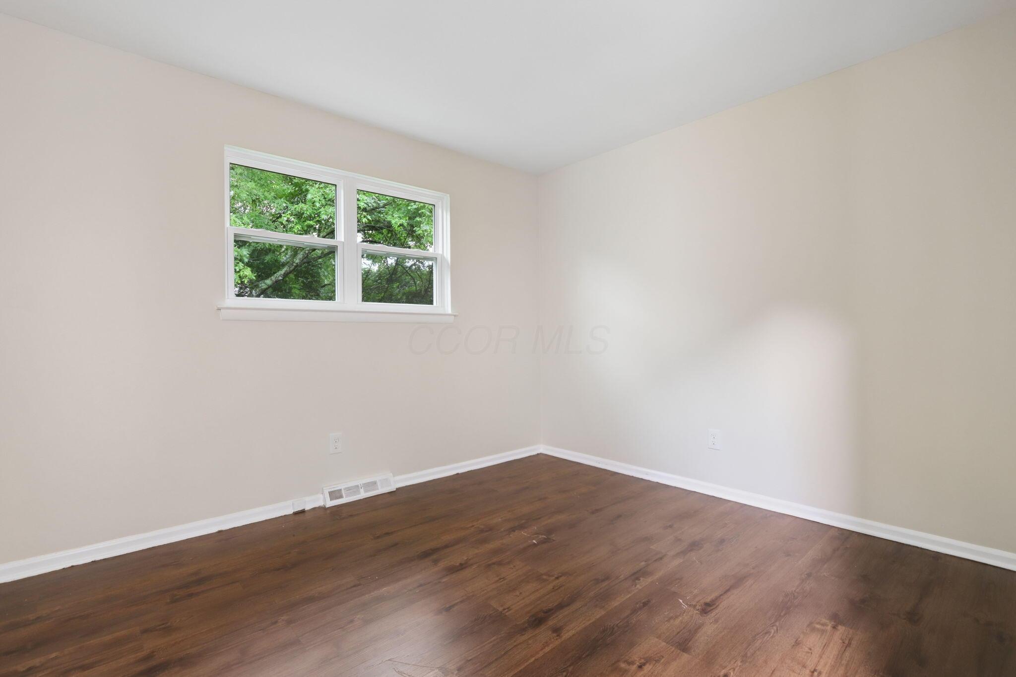 5385 Sherry Court Property Photo 14