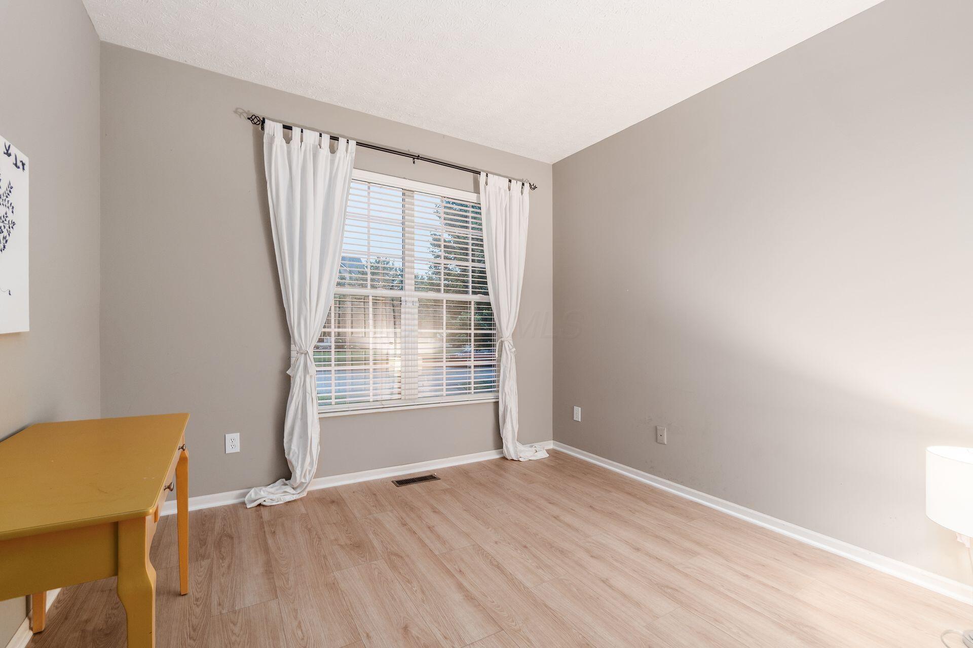 4856 Normandy Drive Property Photo 8