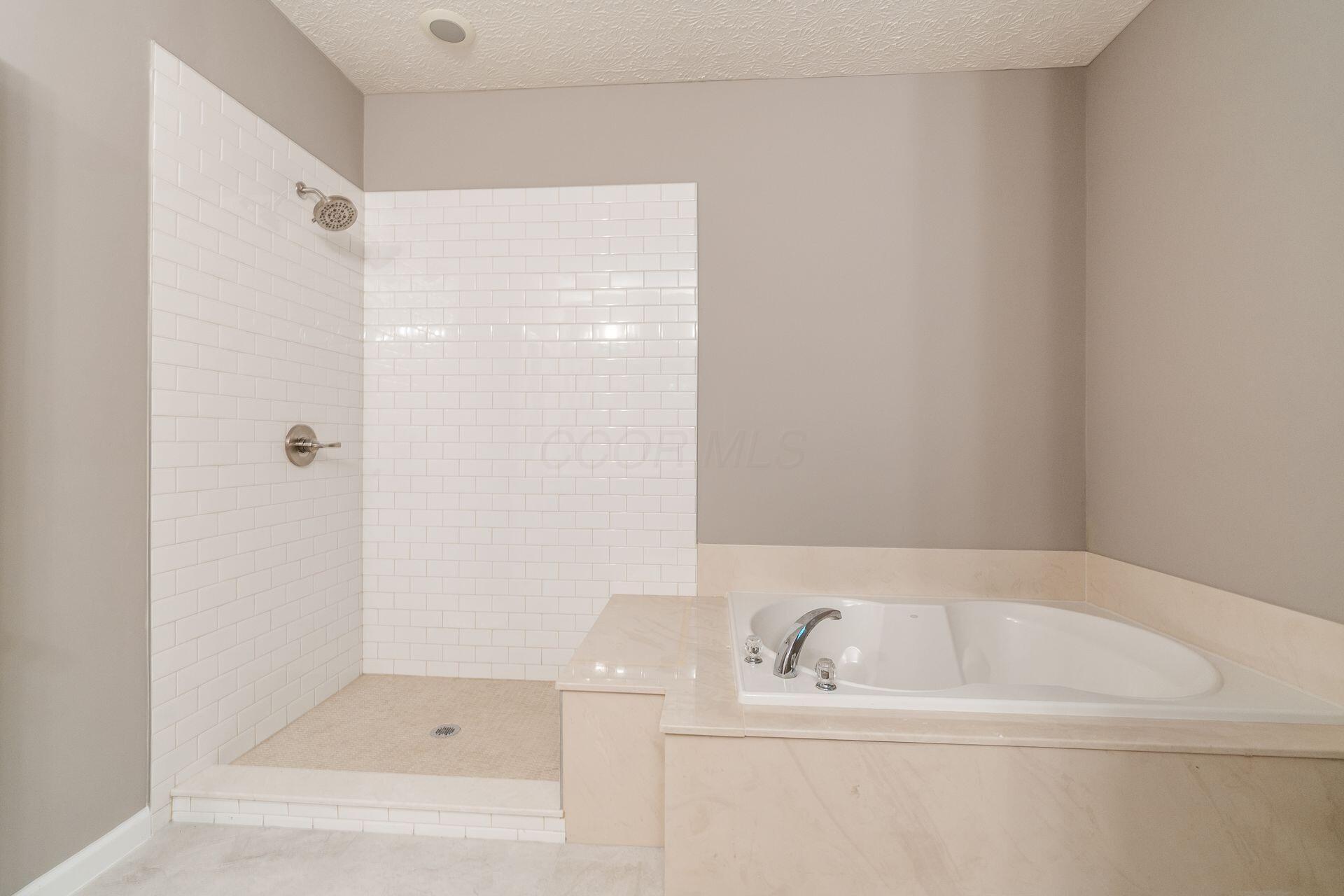 4856 Normandy Drive Property Photo 28