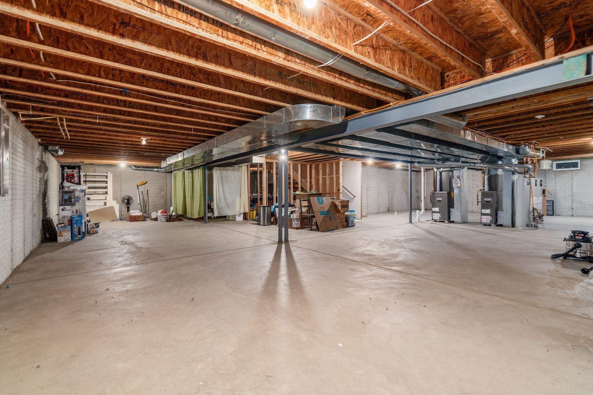 4856 Normandy Drive Property Photo 40