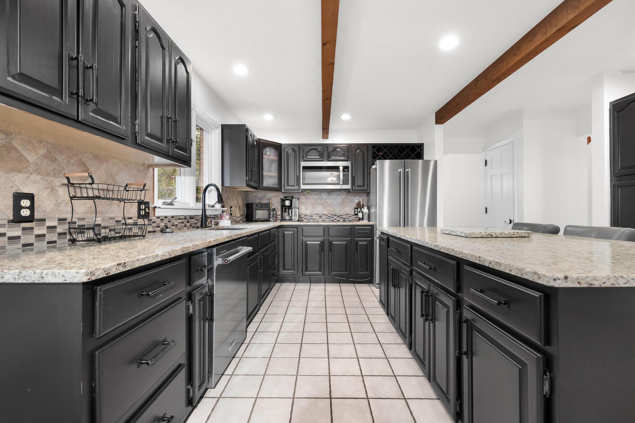 100 Tanglewood Drive Property Photo 33