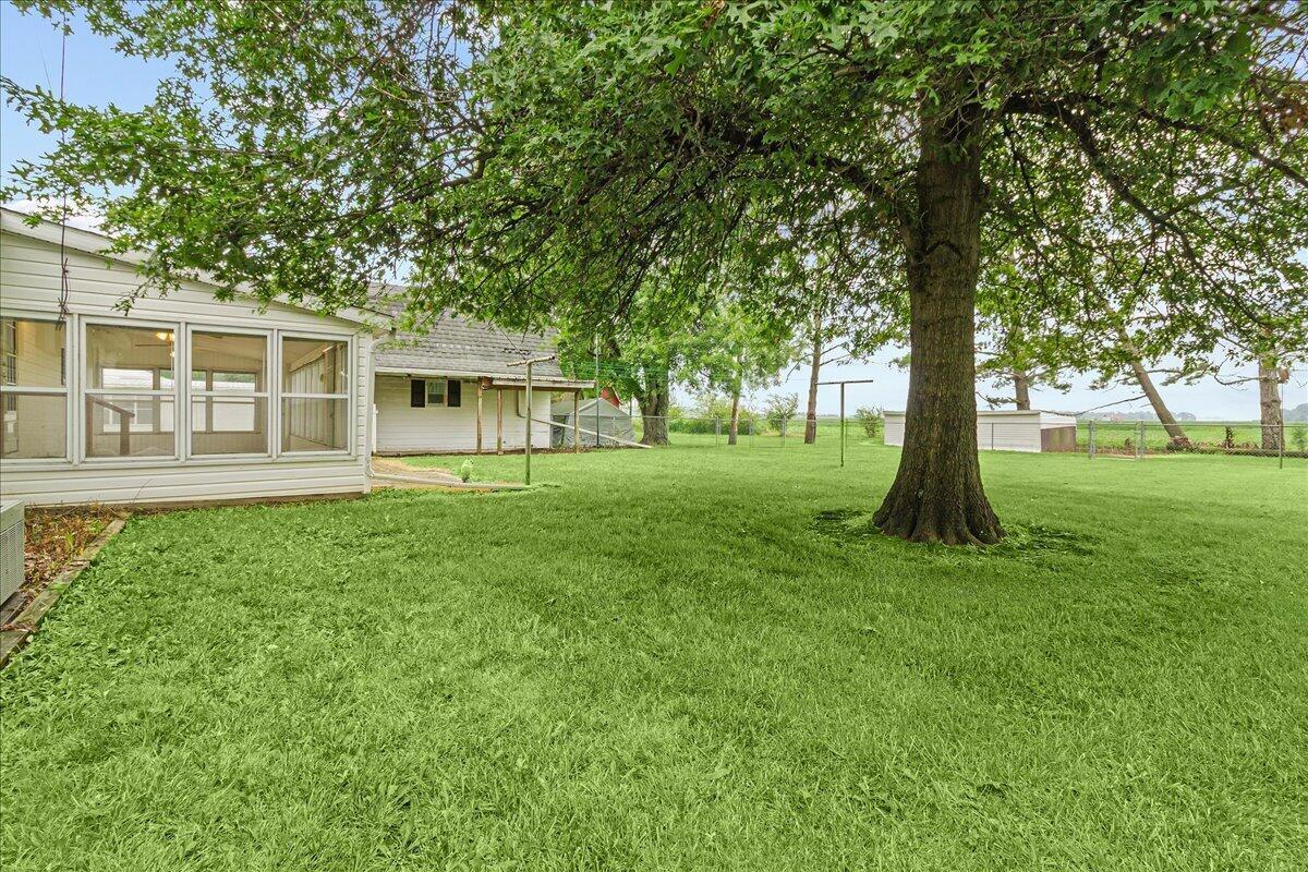 11285 State Route 47 Property Photo 27