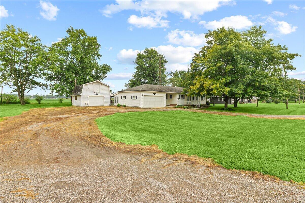 11285 State Route 47 Property Photo 32