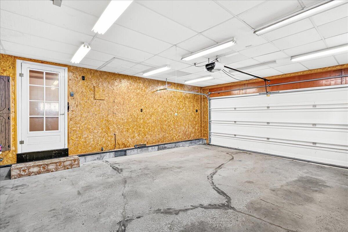 11285 State Route 47 Property Photo 34