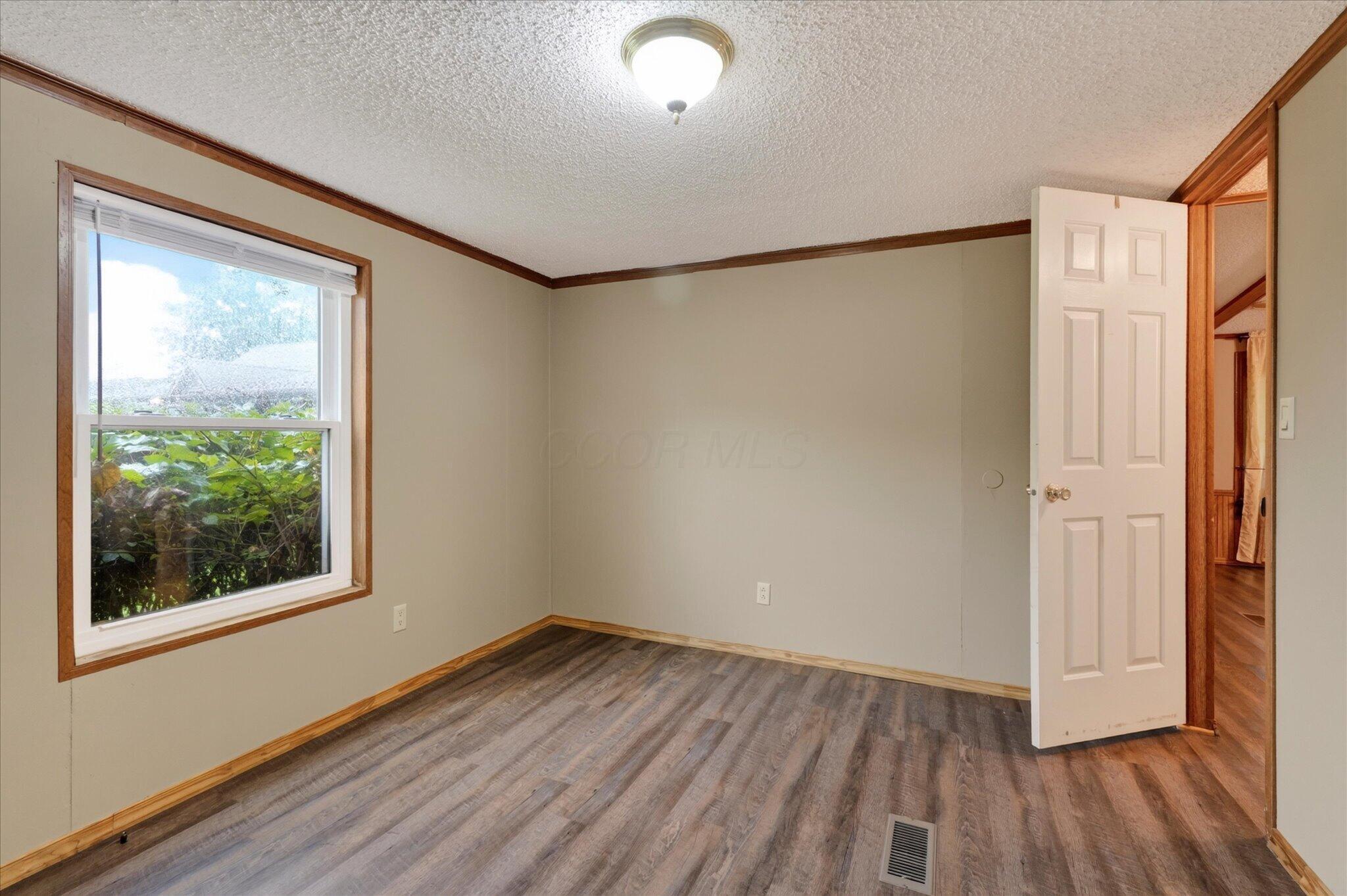 12873 Lakeside Drive Property Photo 12