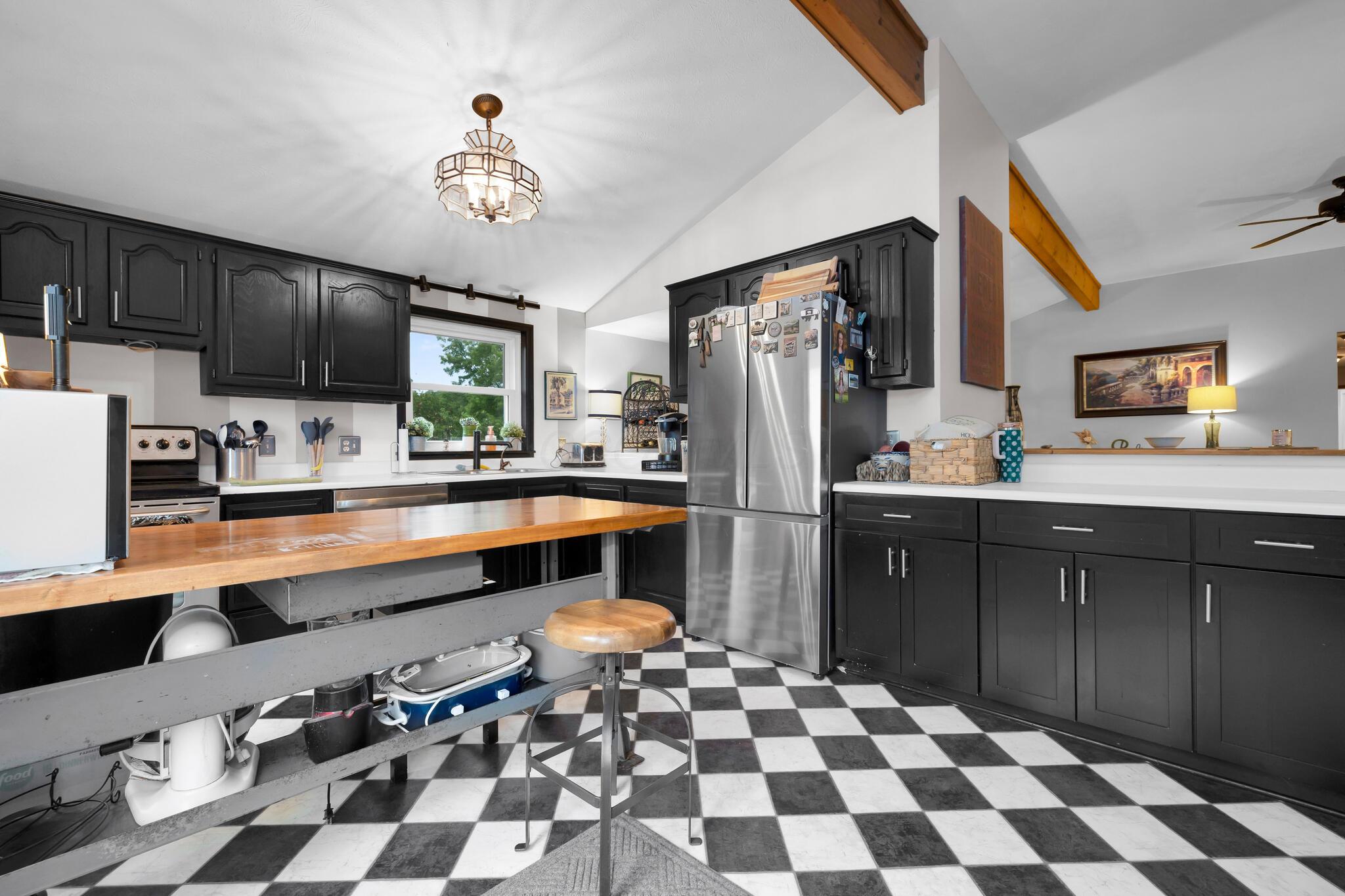 3971 State Route 274 W Property Photo 3