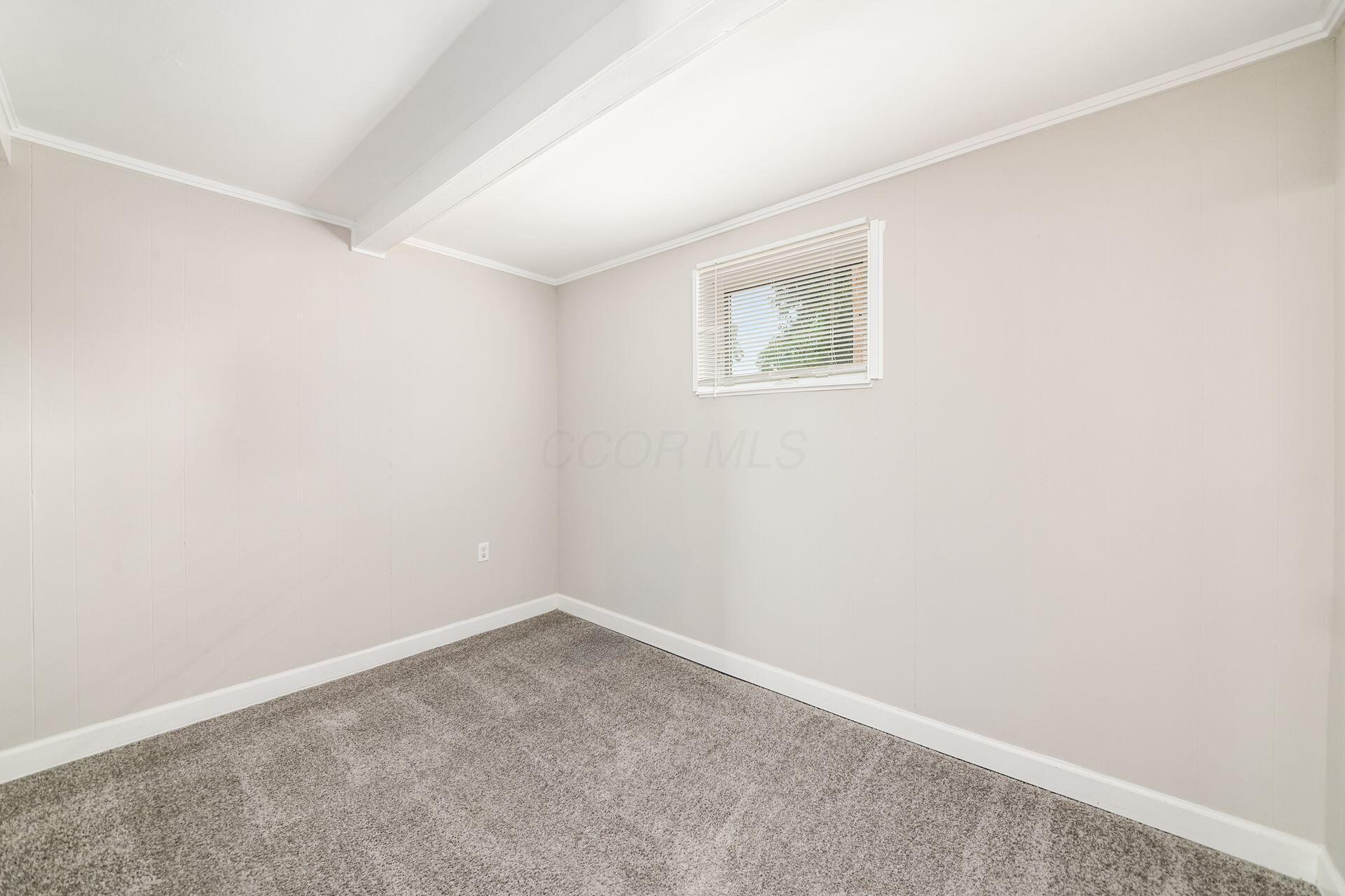 1028 S Hampton Road Property Photo 12