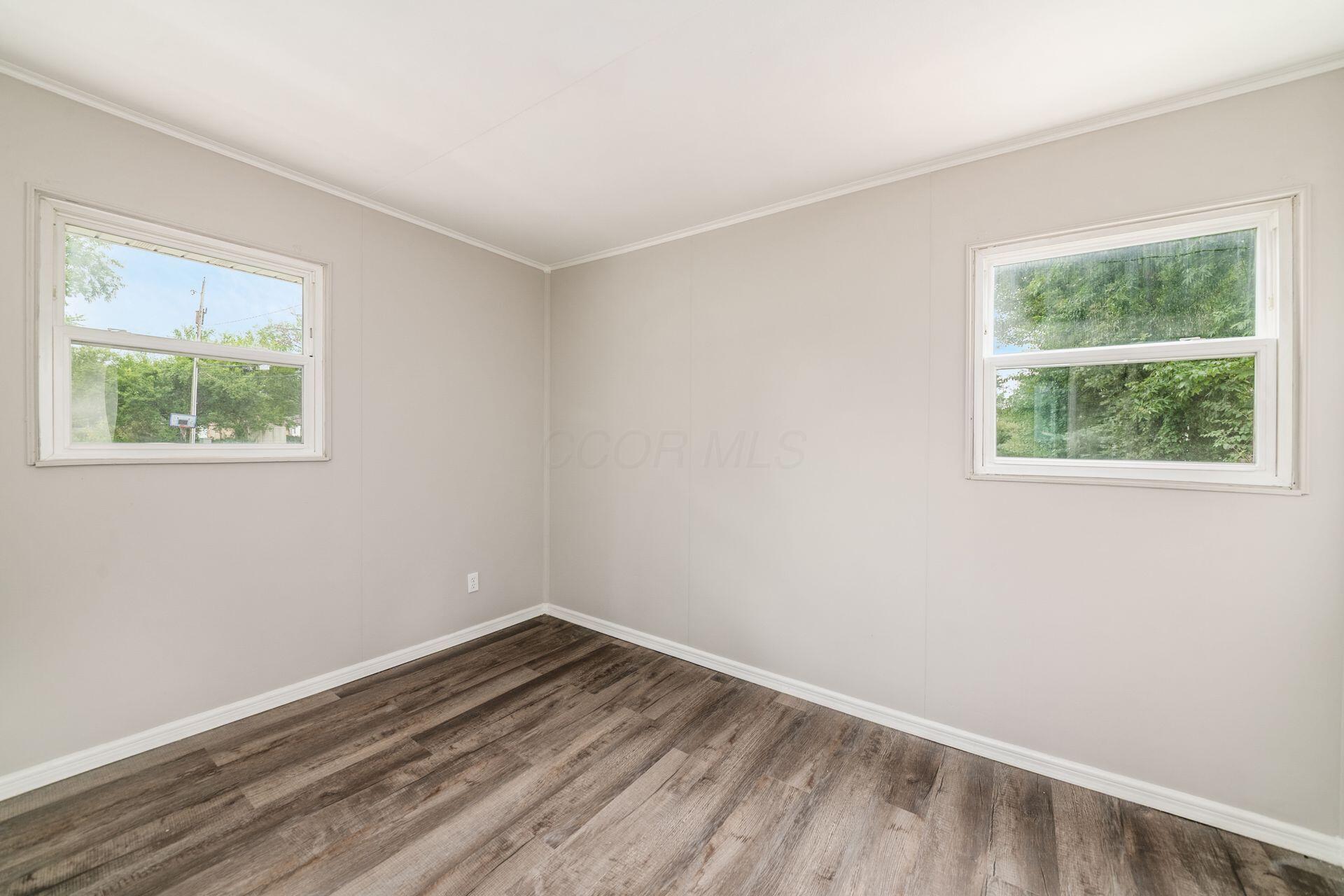 1028 S Hampton Road Property Photo 16